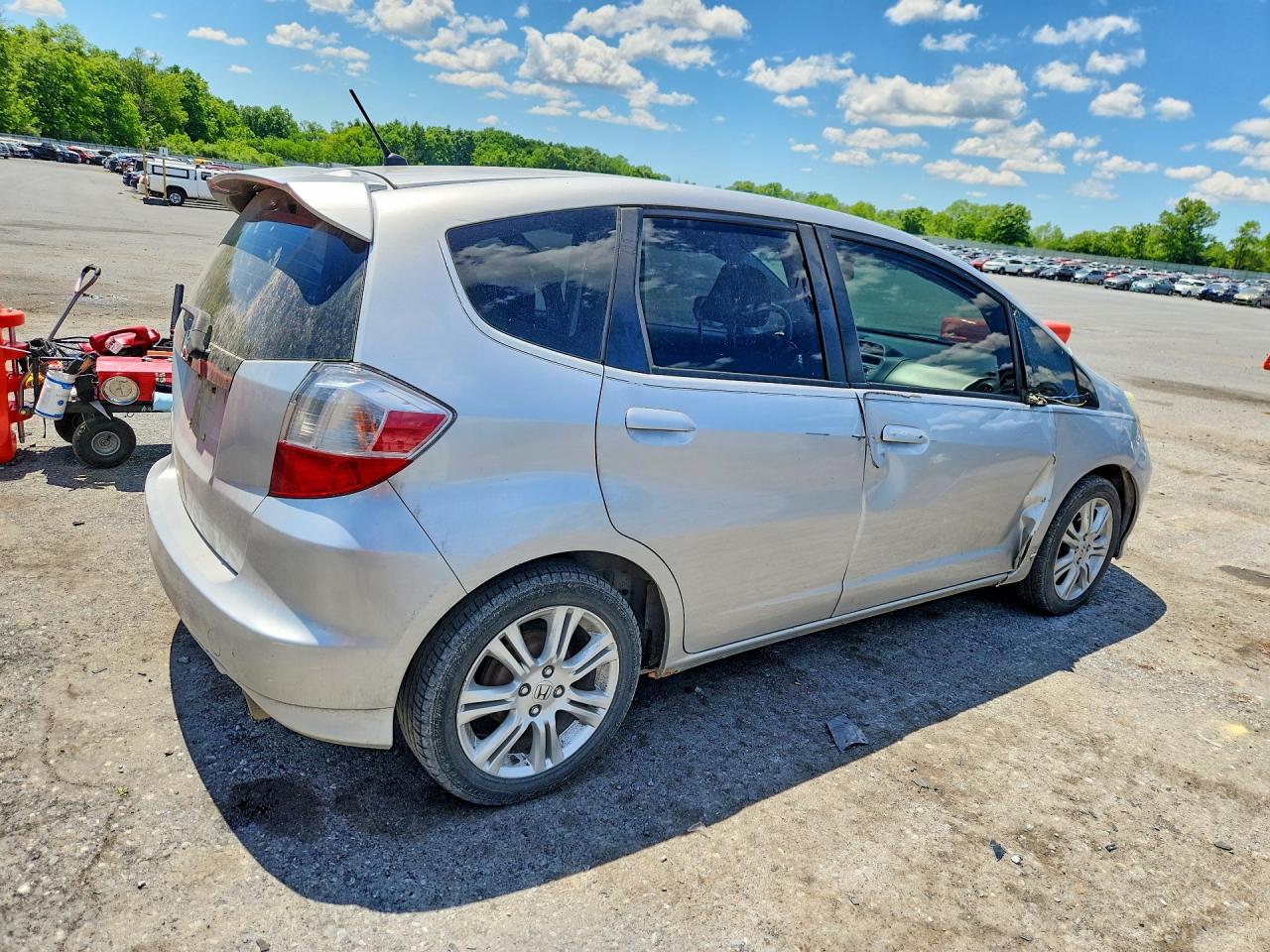 2011 Honda Fit Sport Серебряный vin: JHMGE8H5XBC013630