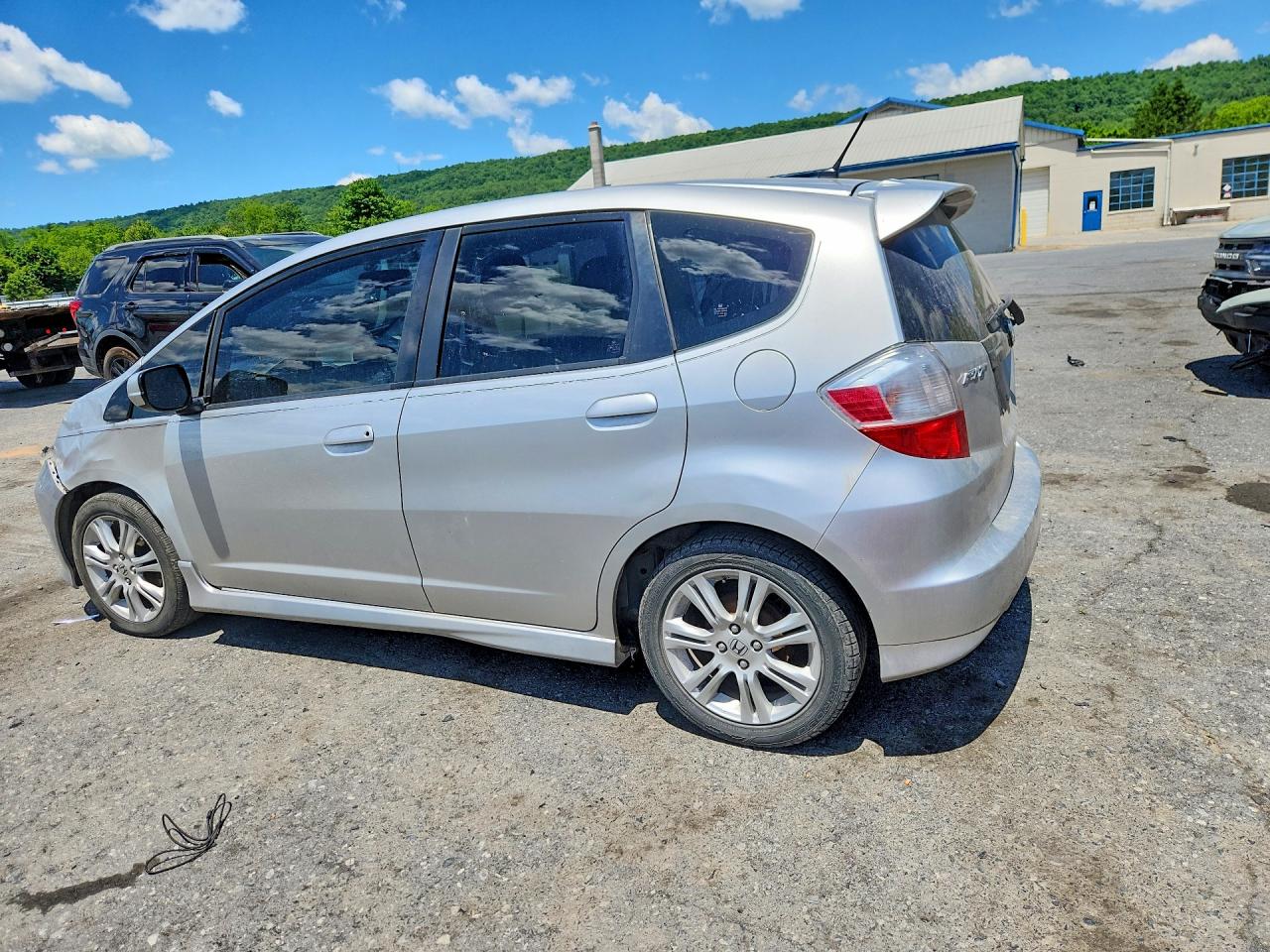 2011 Honda Fit Sport Серебряный vin: JHMGE8H5XBC013630