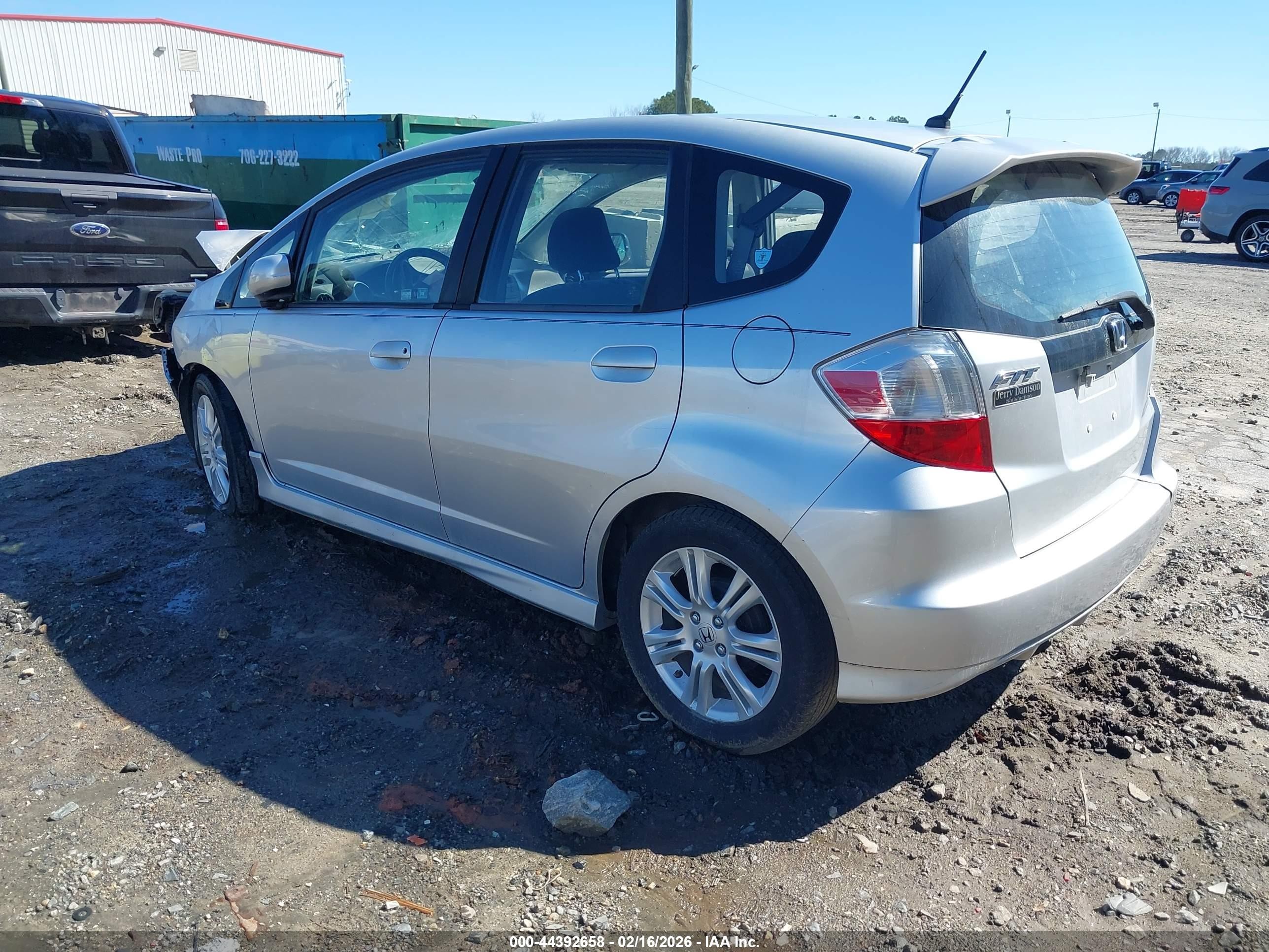 2011 Honda Fit Sport Silver vin: JHMGE8H5XBS003265