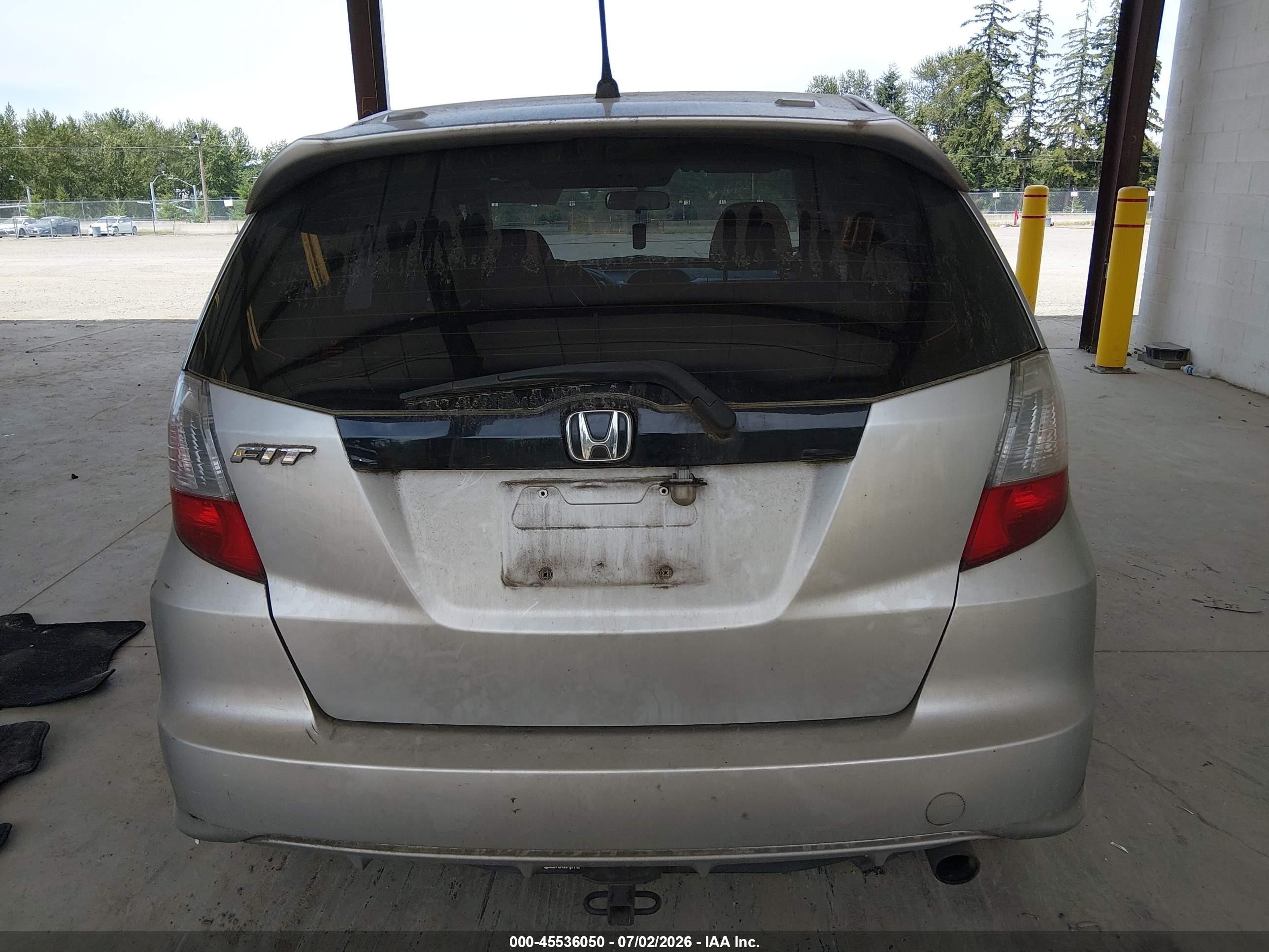 2011 Honda Fit Sport Silver vin: JHMGE8H5XBS009518