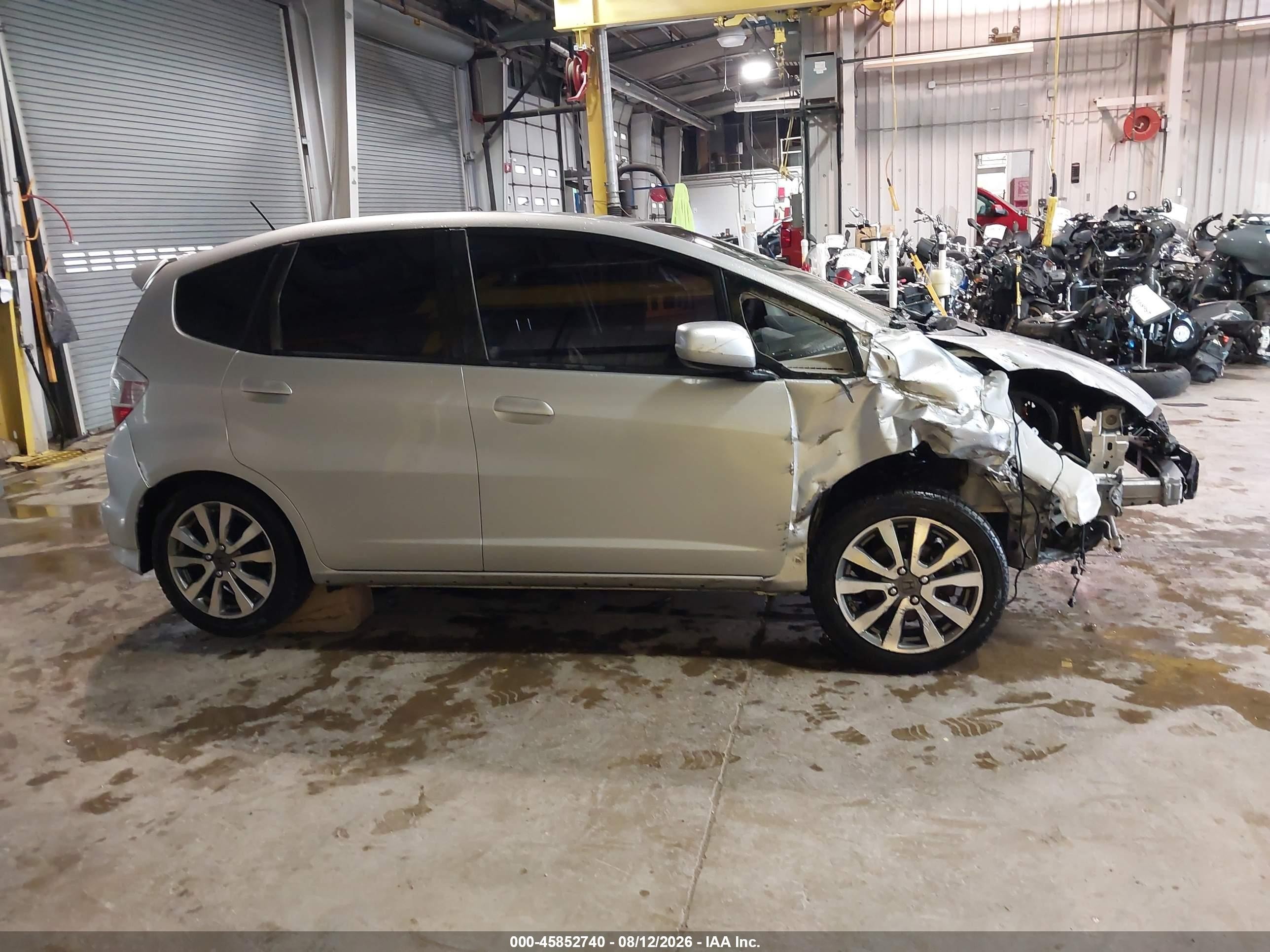 2012 Honda Fit Sport Silver vin: JHMGE8H5XCC004265