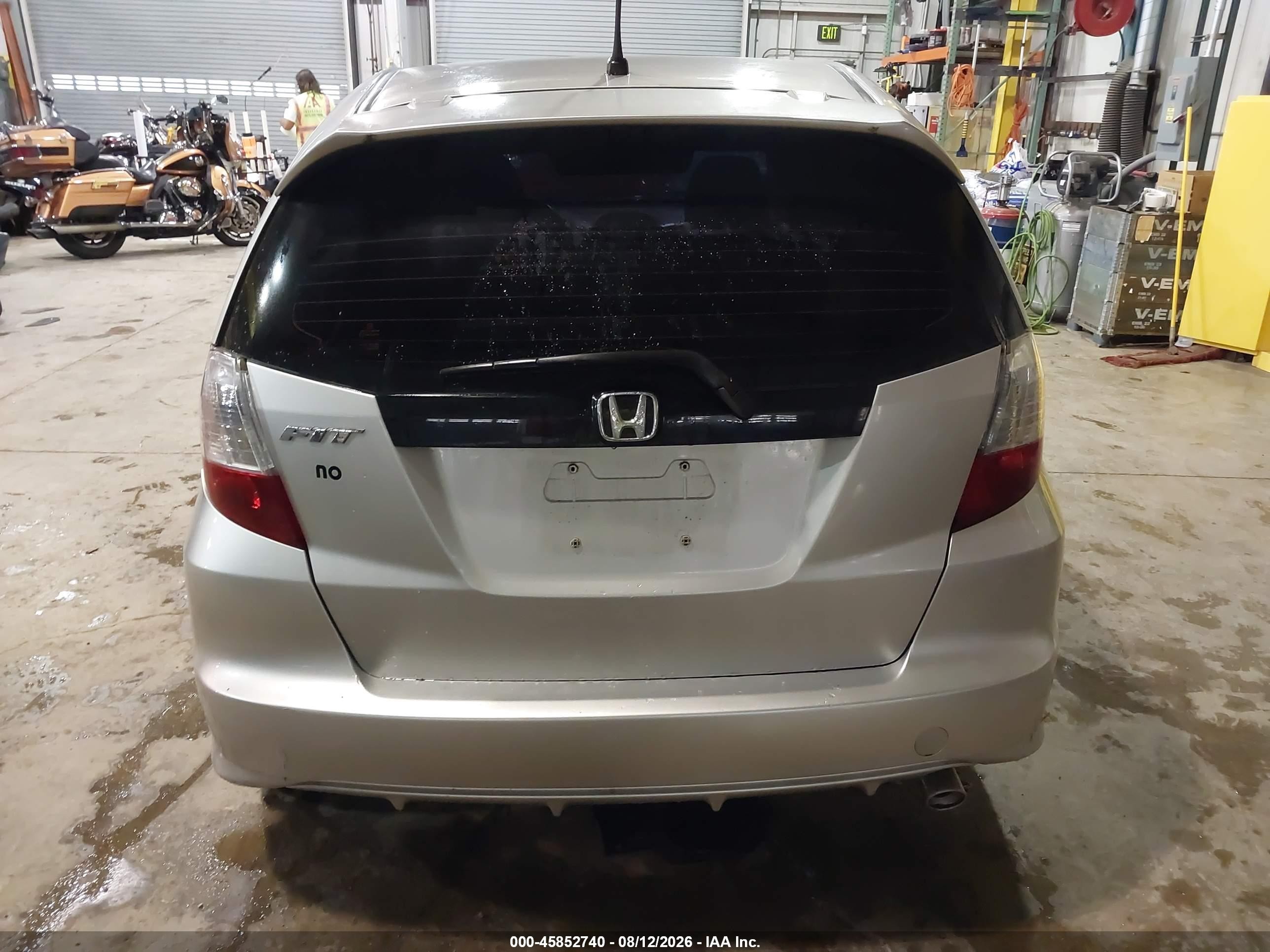 2012 Honda Fit Sport Silver vin: JHMGE8H5XCC004265
