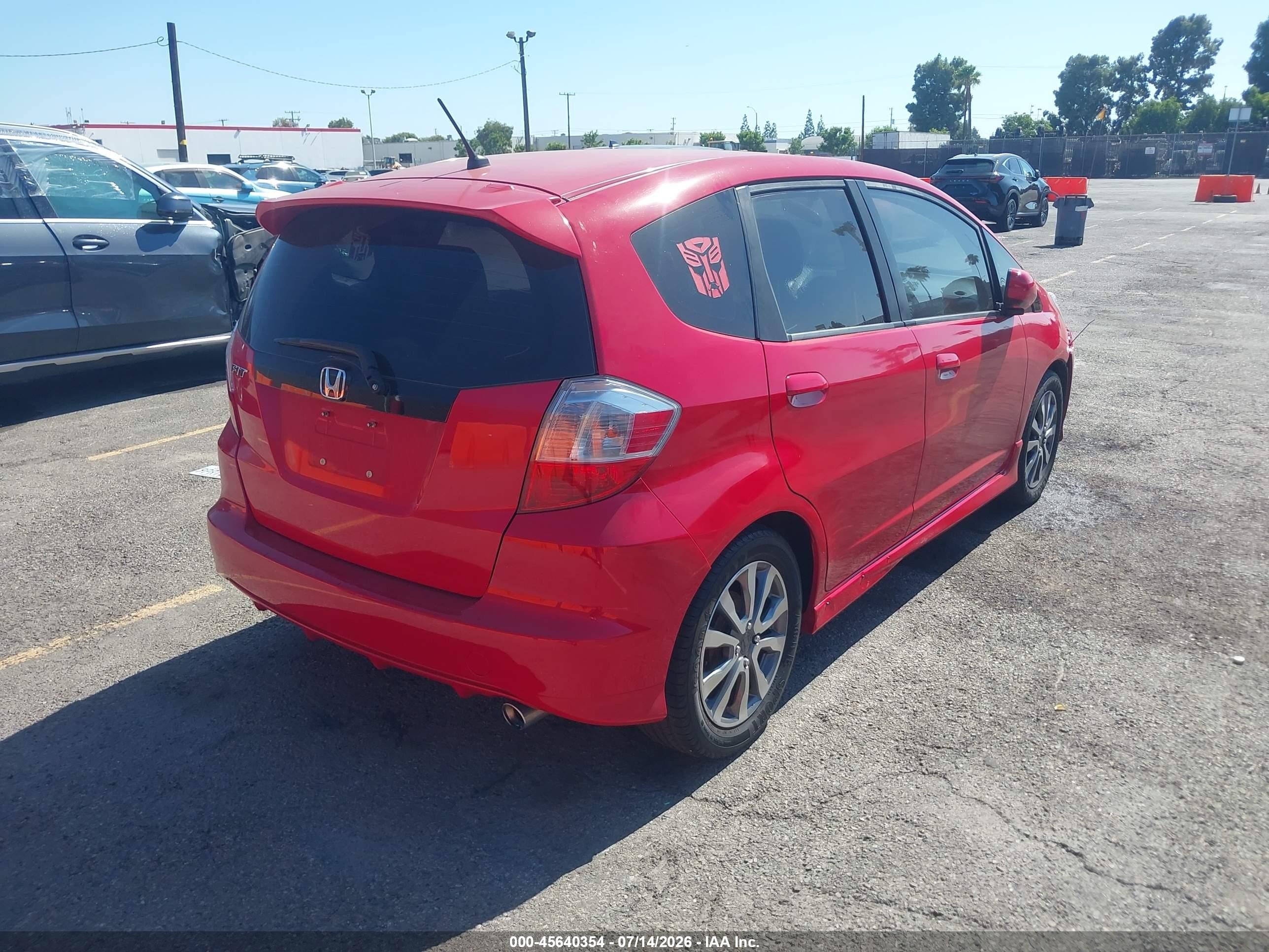 2012 Honda Fit Sport Red vin: JHMGE8H5XCC009661