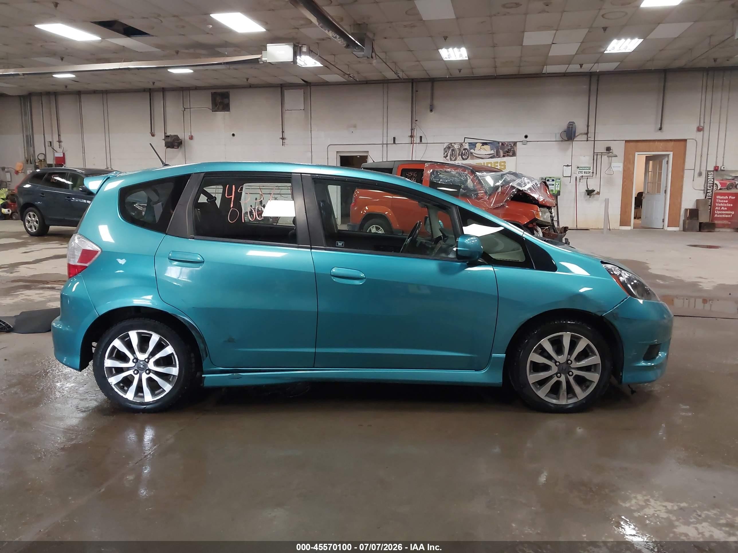 2012 Honda Fit Sport Синий vin: JHMGE8H5XCC033054