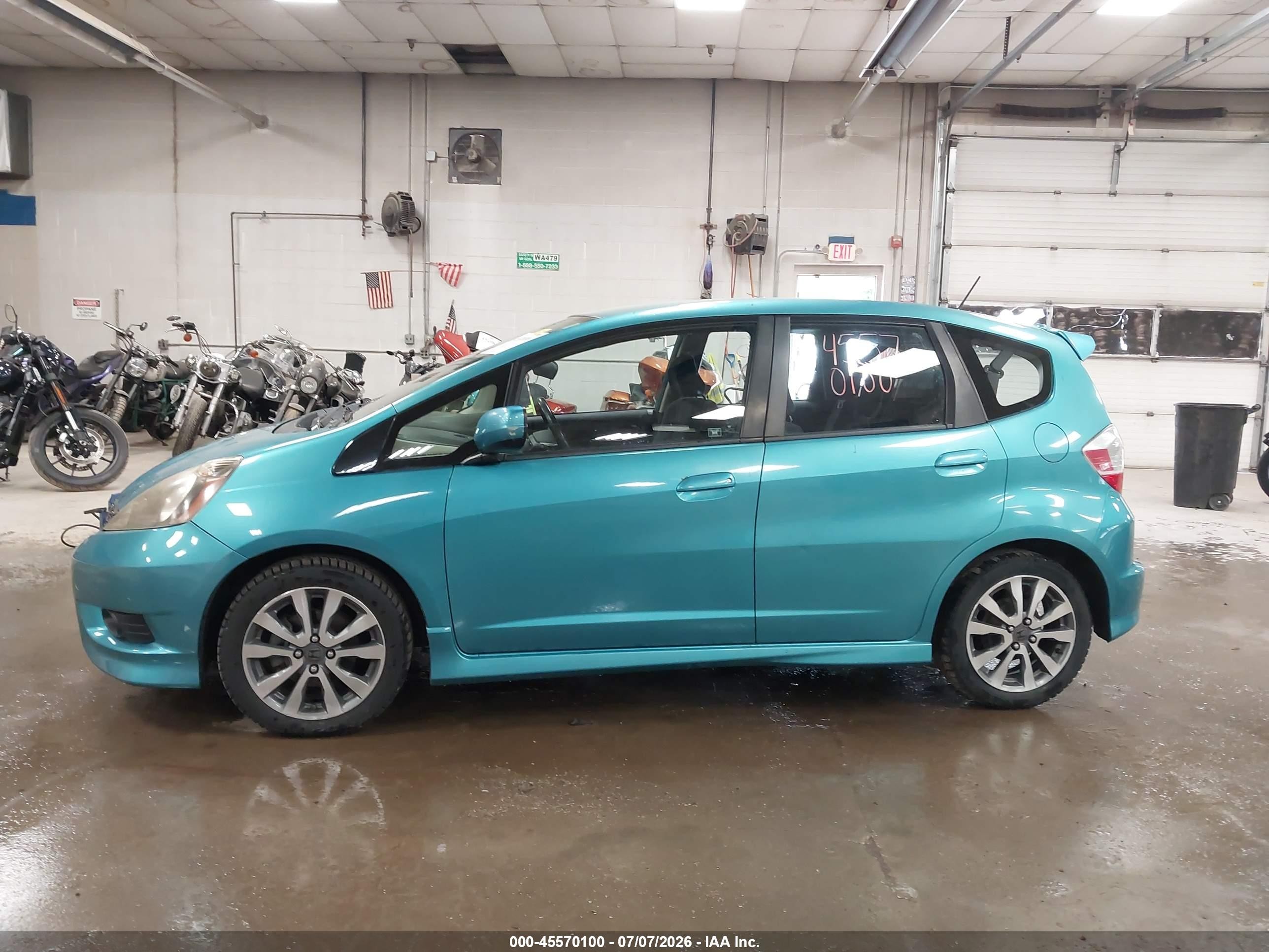 2012 Honda Fit Sport Синий vin: JHMGE8H5XCC033054