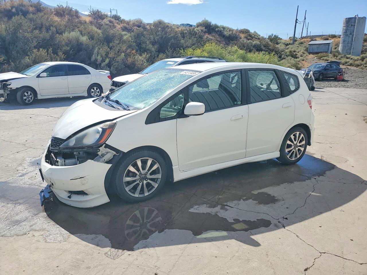 2013 Honda Fit Sport White vin: JHMGE8H5XDC020807
