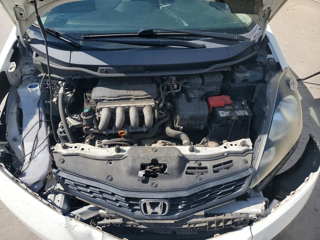2013 Honda Fit Sport White vin: JHMGE8H5XDC020807
