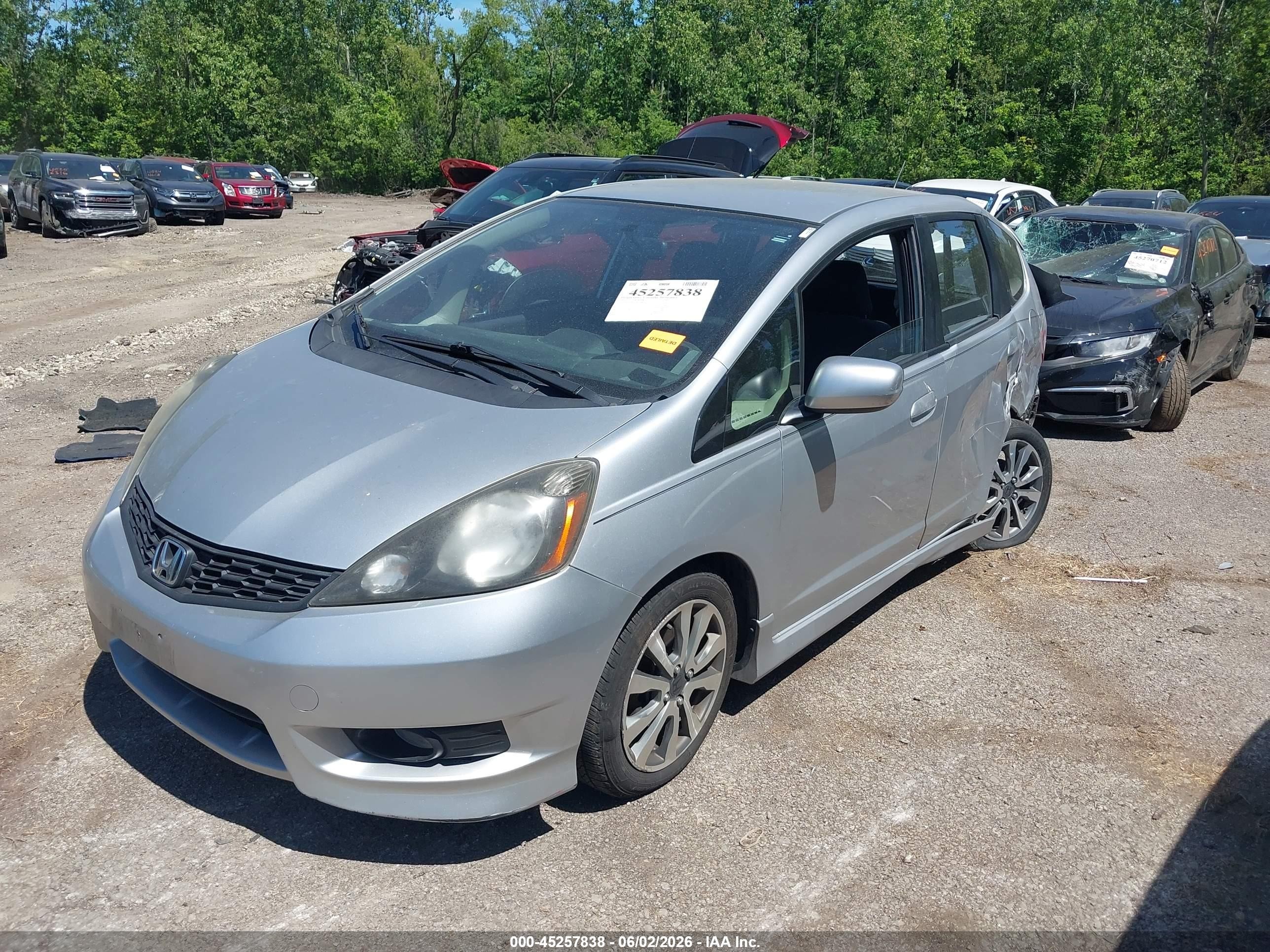2013 Honda Fit Sport Silver vin: JHMGE8H5XDC029815