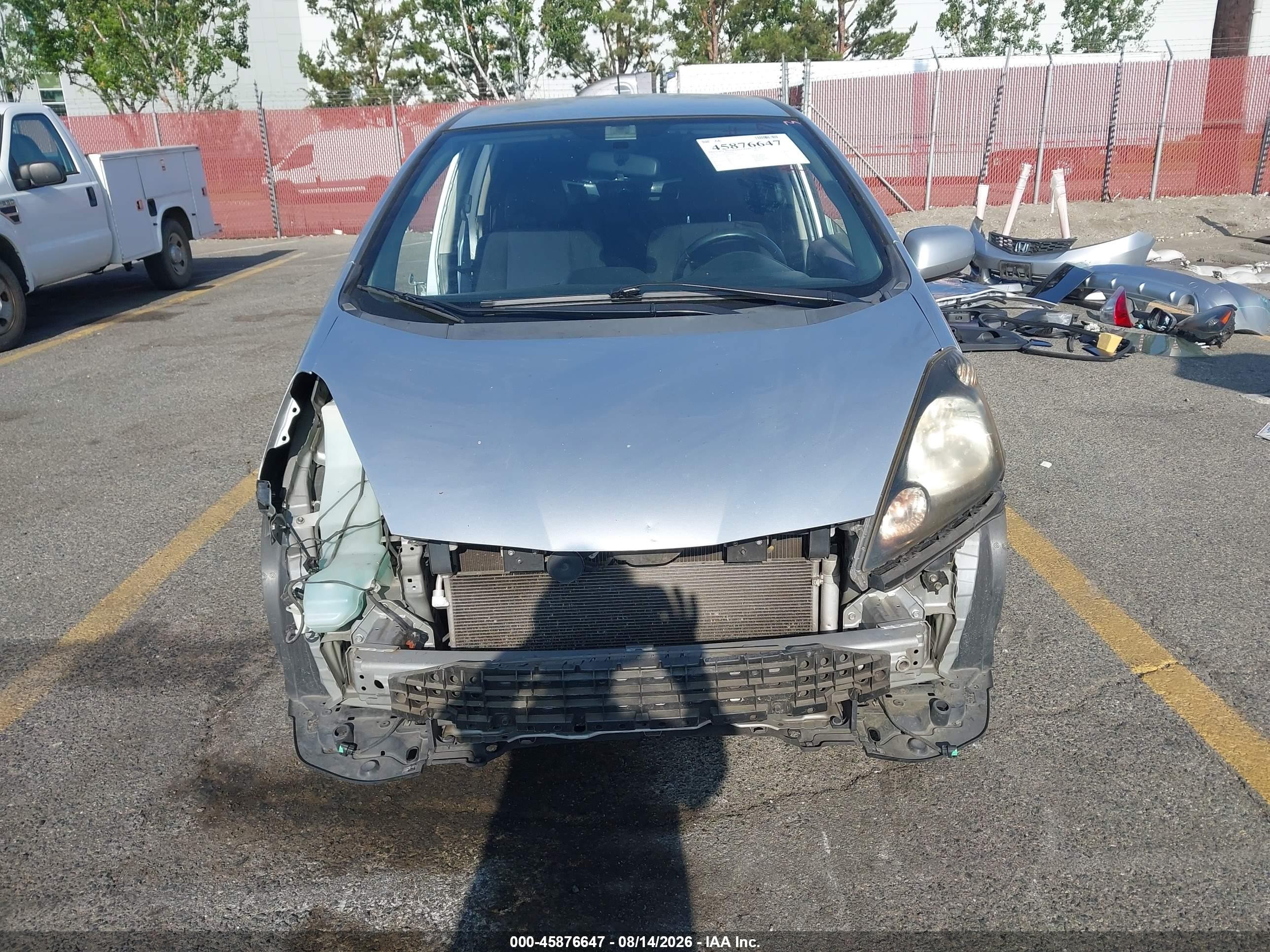 2013 Honda Fit Sport Silver vin: JHMGE8H5XDC034481