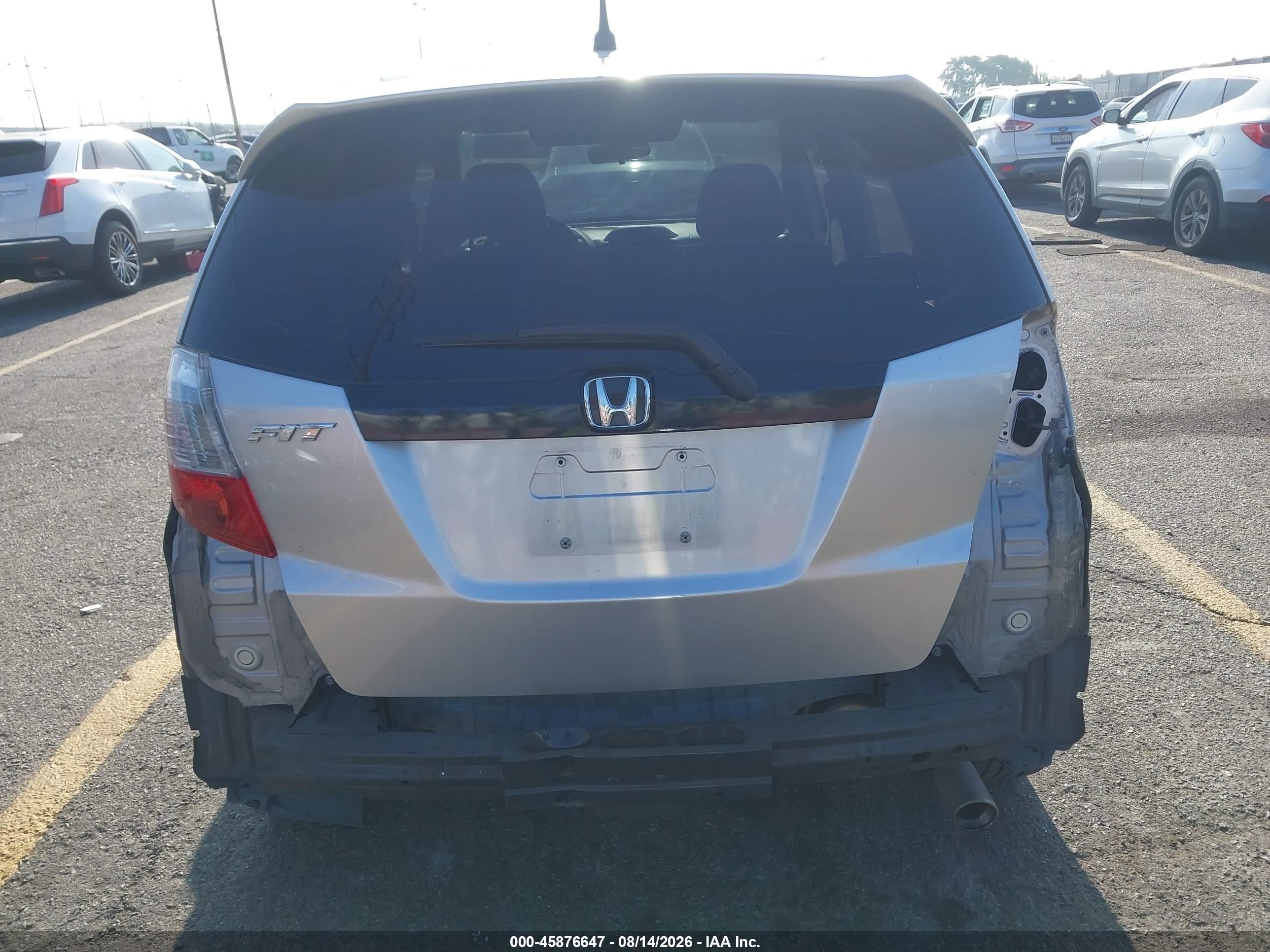2013 Honda Fit Sport Silver vin: JHMGE8H5XDC034481