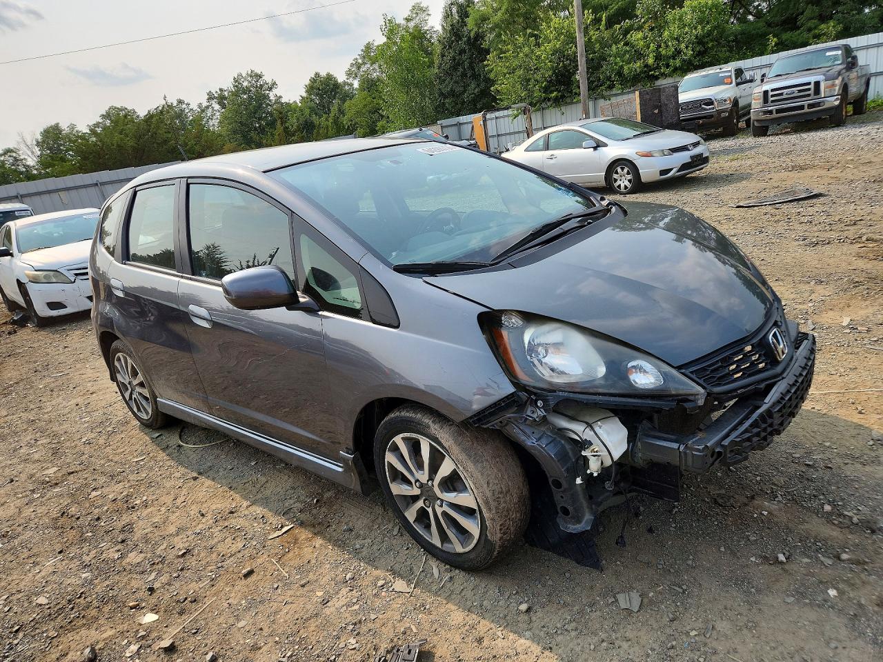 2013 Honda Fit Sport Gray vin: JHMGE8H5XDC036652