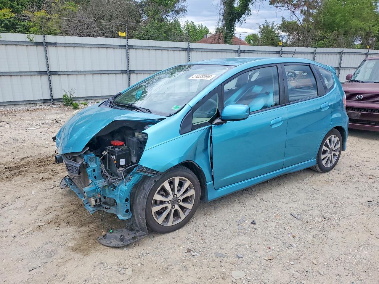 2013 Honda Fit Sport Turquoise vin: JHMGE8H5XDC052429