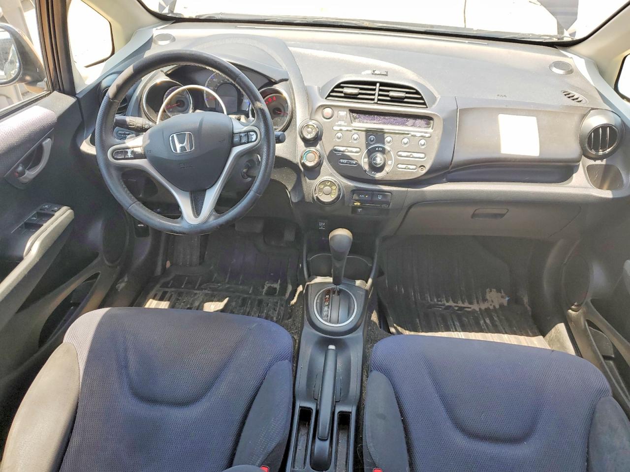 2013 Honda Fit Sport Purple vin: JHMGE8H5XDC055220