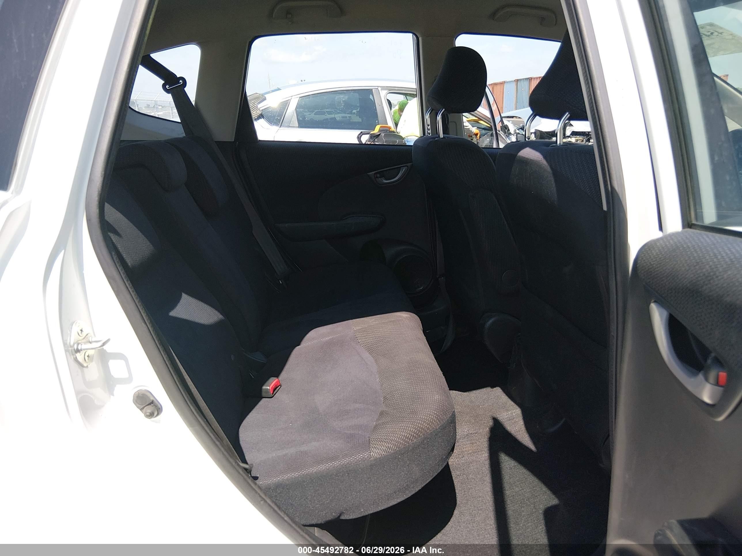 2013 Honda Fit Sport Белый vin: JHMGE8H5XDC069912