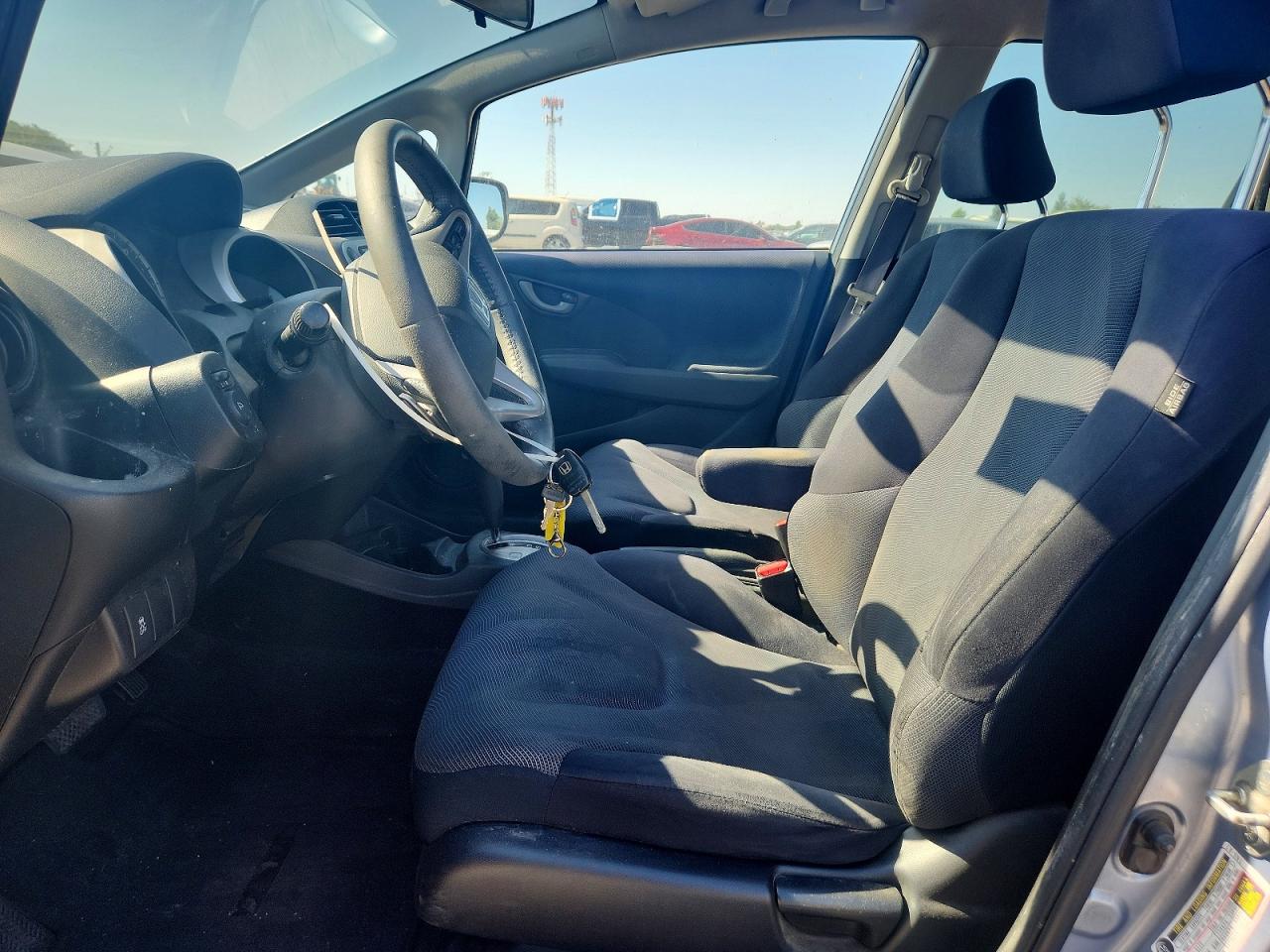 2011 Honda Fit Sport Silver vin: JHMGE8H60BC018800