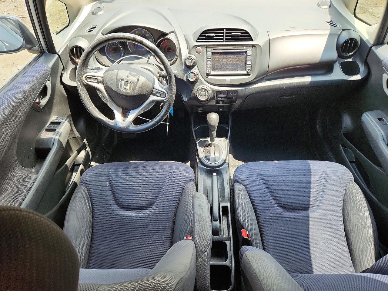 2012 Honda Fit Sport Silver vin: JHMGE8H60CC029927