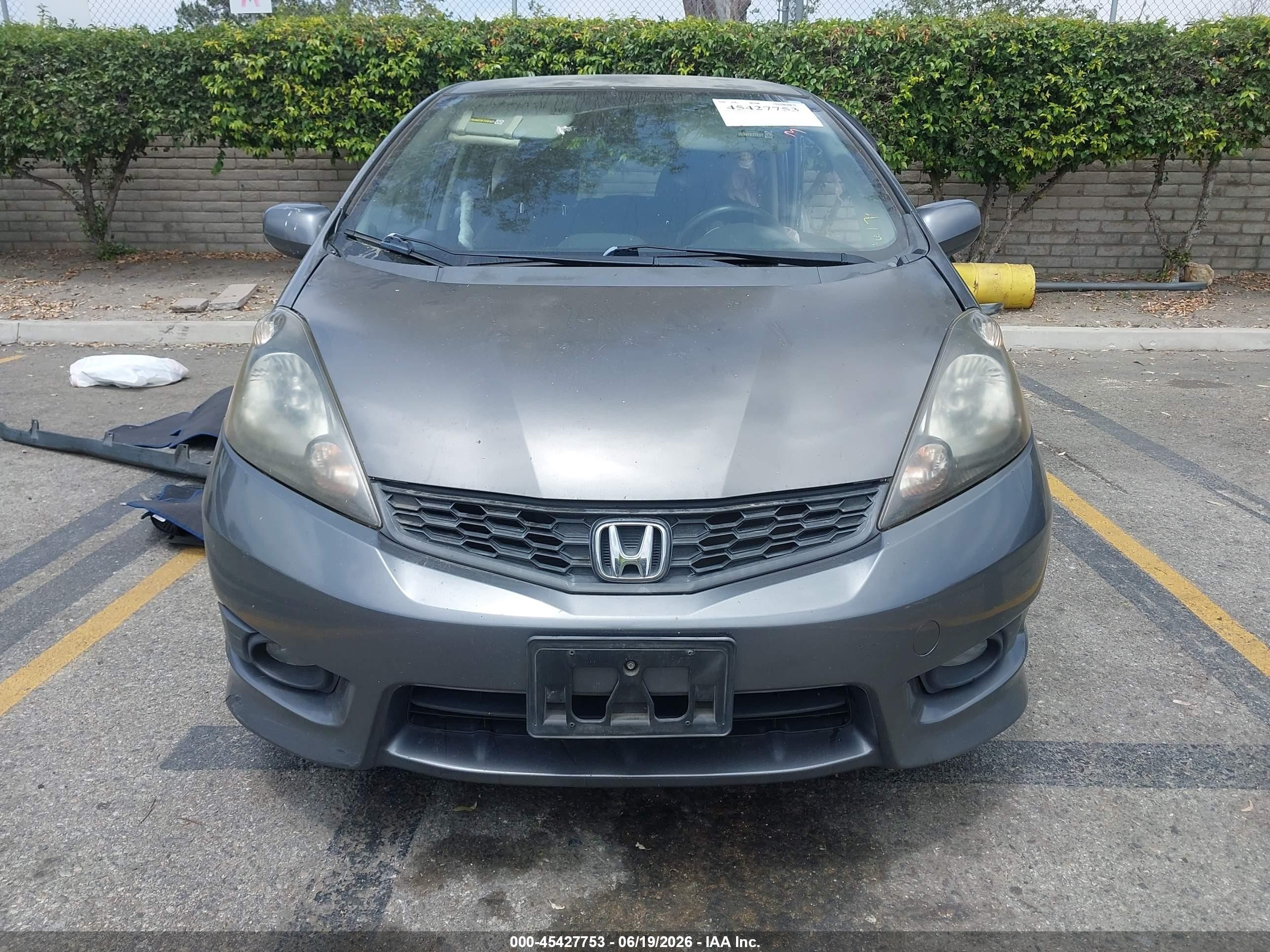 2013 Honda Fit Sport Gray vin: JHMGE8H60DC057874