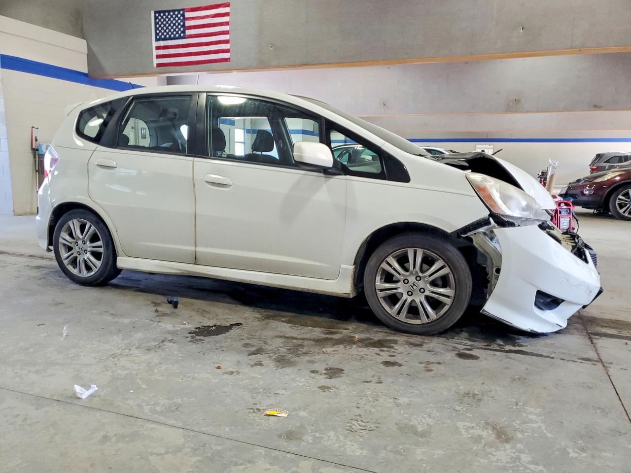 2011 Honda Fit Sport White vin: JHMGE8H61BS009335