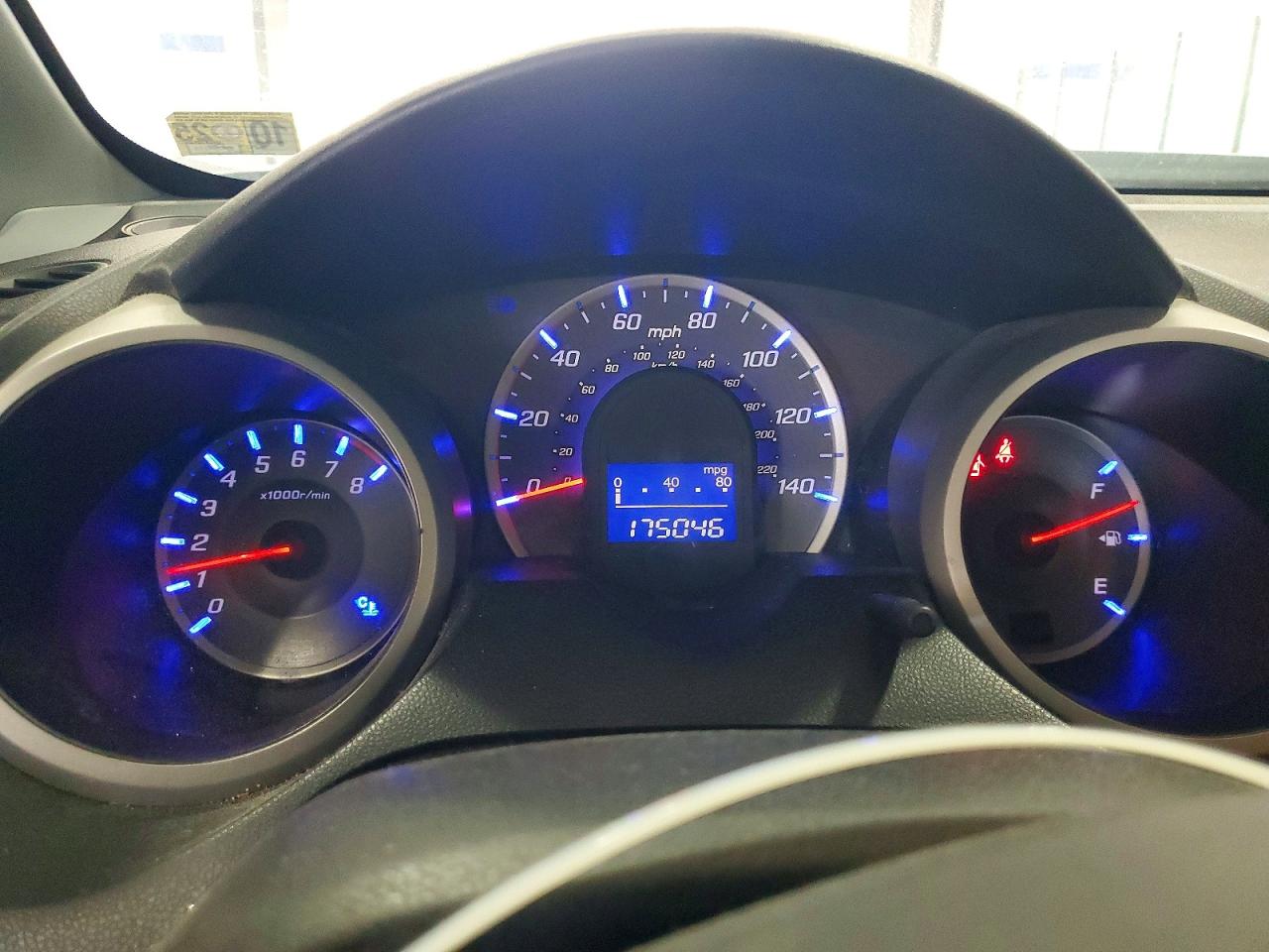 2011 Honda Fit Sport White vin: JHMGE8H61BS009335