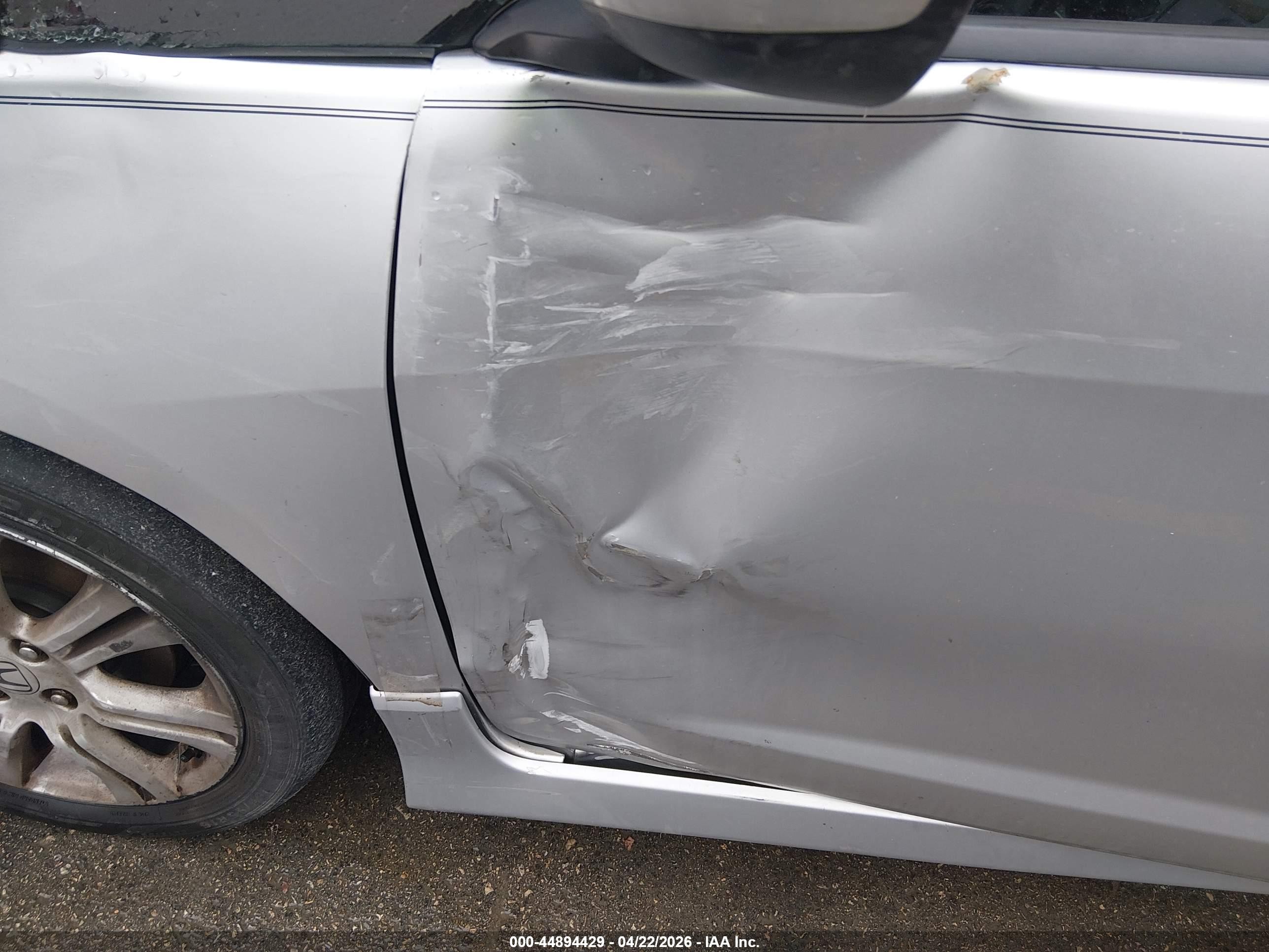 2011 Honda Fit Sport Silver vin: JHMGE8H63BC013168