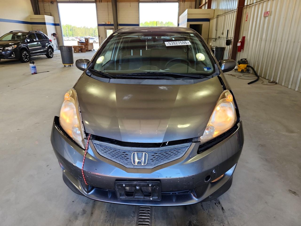 2011 Honda Fit Sport Silver vin: JHMGE8H63BC016314