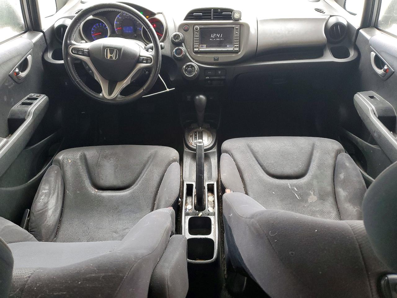 2010 Honda Fit Sport Silver vin: JHMGE8H64AS025804