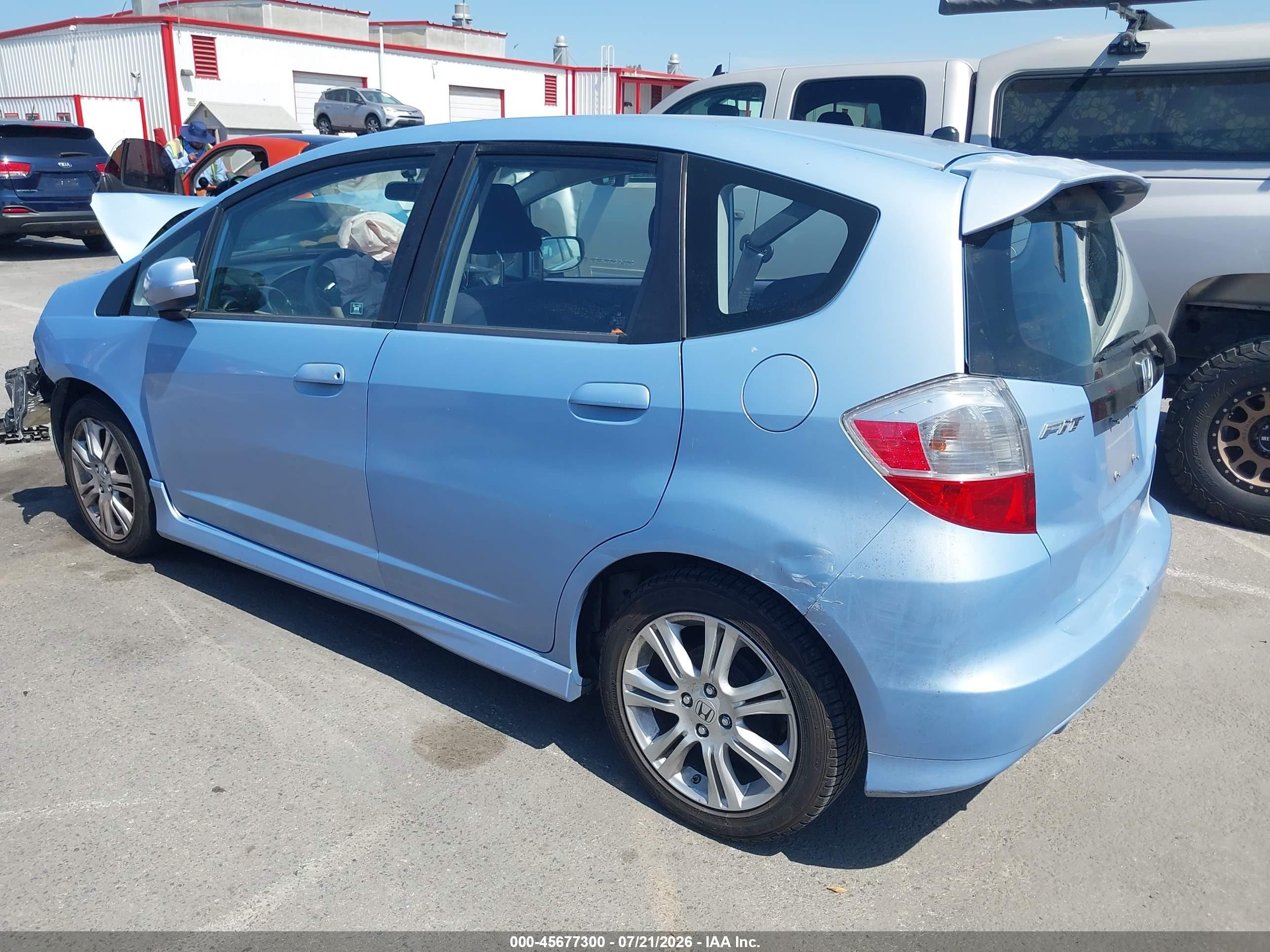 2010 Honda Fit Sport Blue vin: JHMGE8H65AC030505