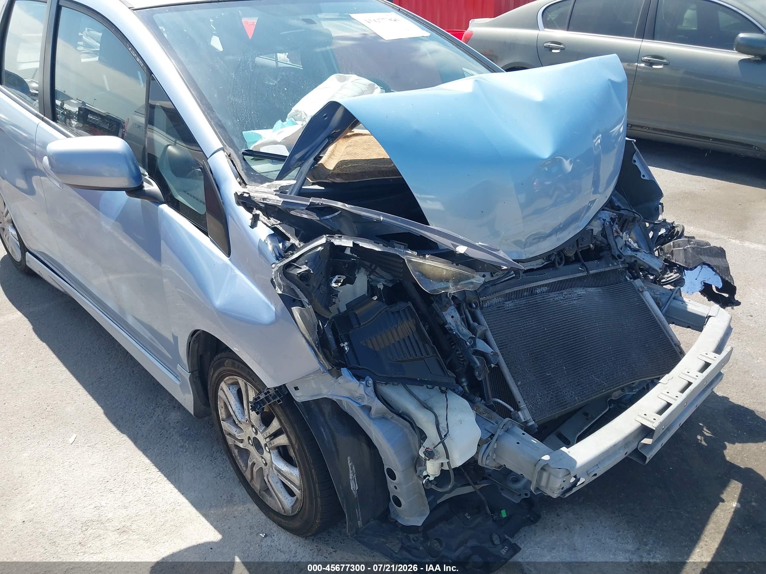 2010 Honda Fit Sport Blue vin: JHMGE8H65AC030505