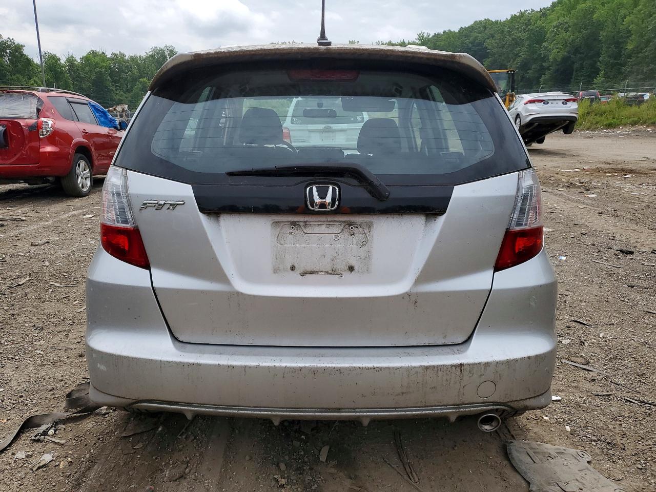 2011 Honda Fit Sport Silver vin: JHMGE8H65BC016296