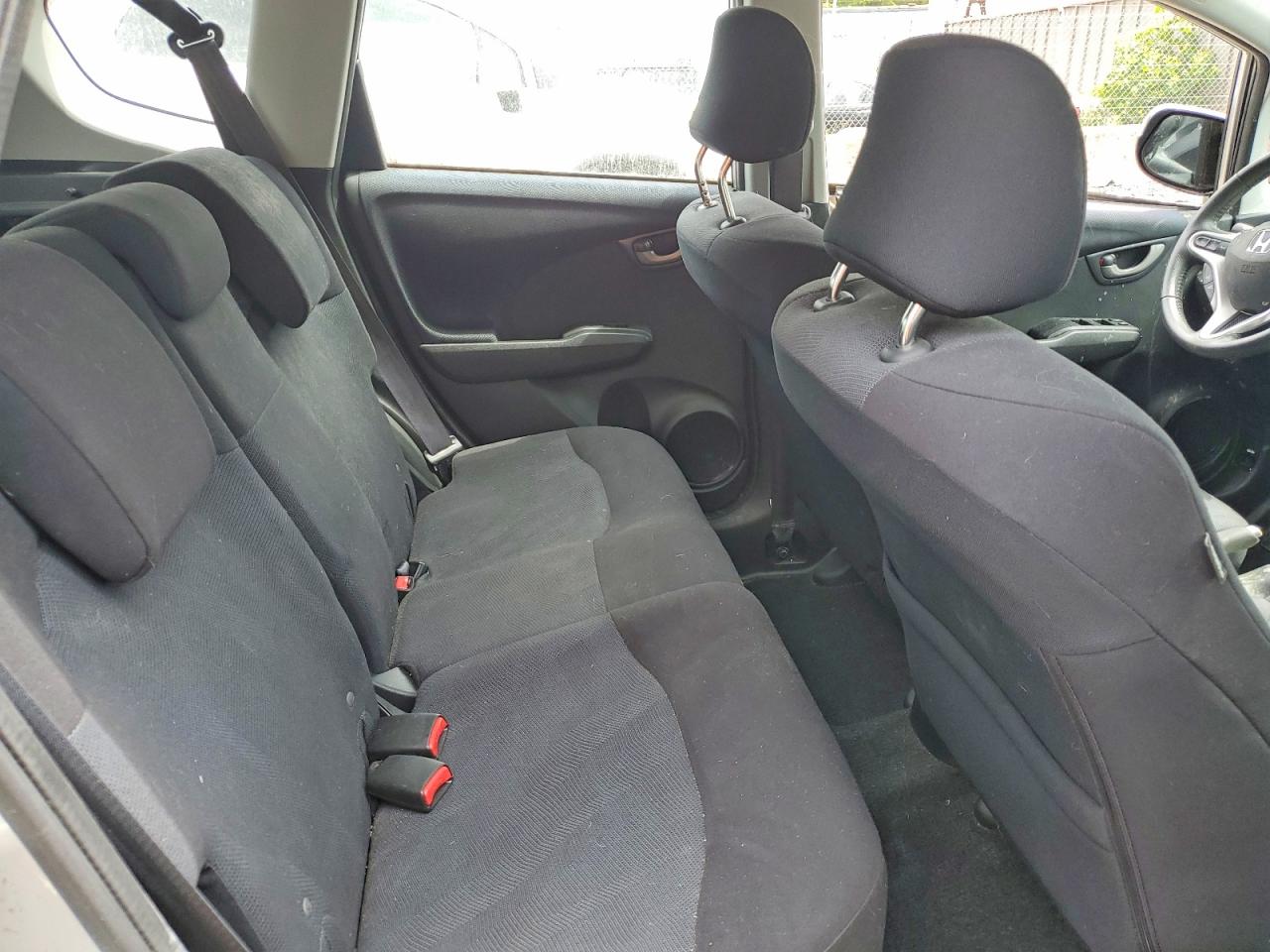 2011 Honda Fit Sport Silver vin: JHMGE8H65BC016296
