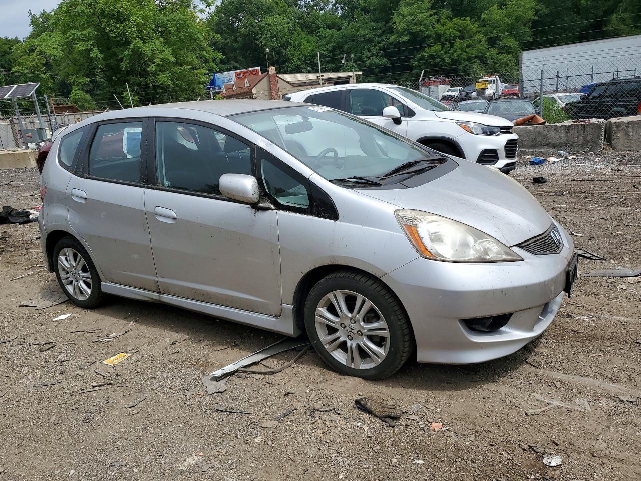 2011 Honda Fit Sport Silver vin: JHMGE8H65BC016296