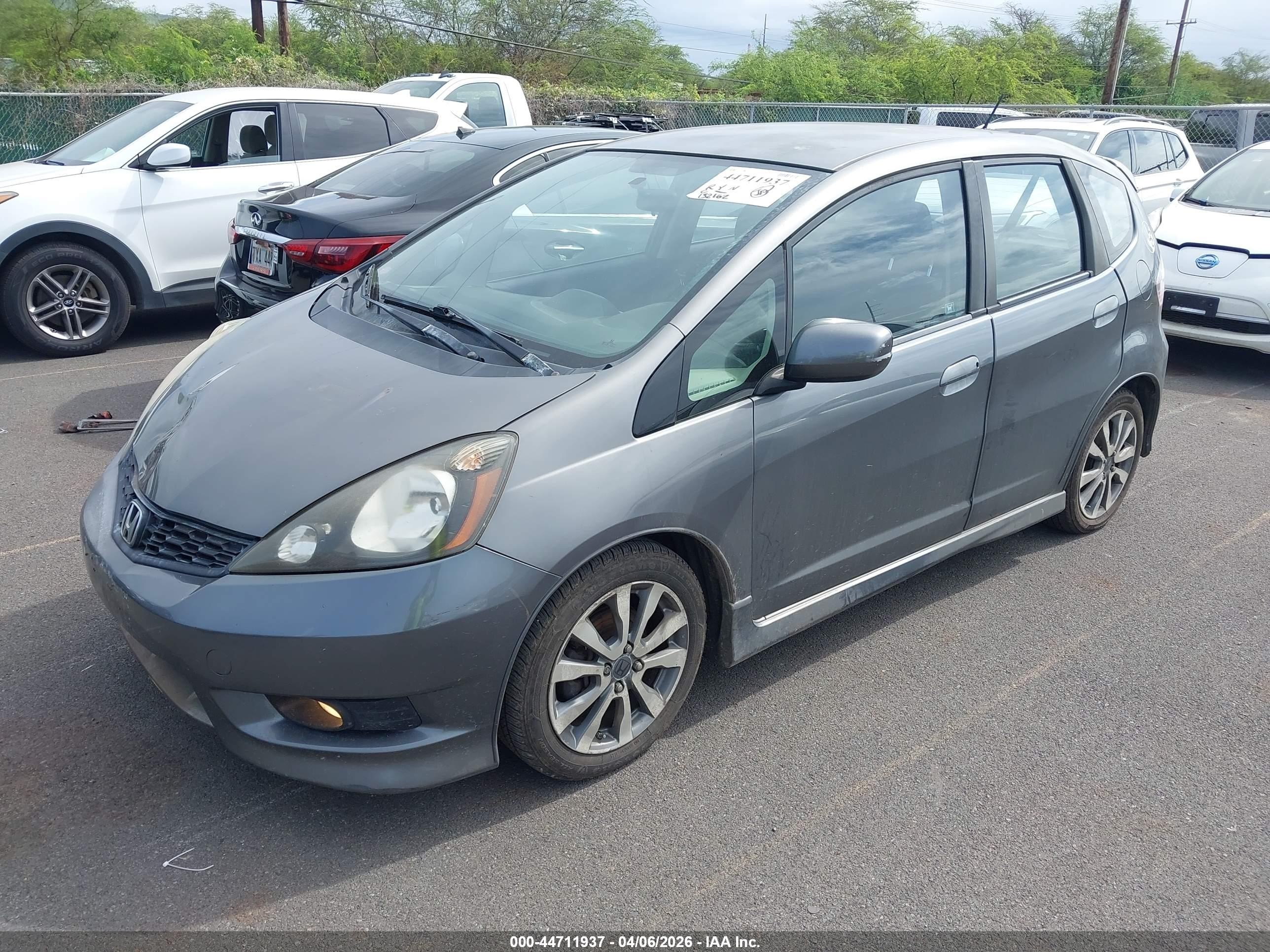 2012 Honda Fit Sport Gray vin: JHMGE8H66CC024554