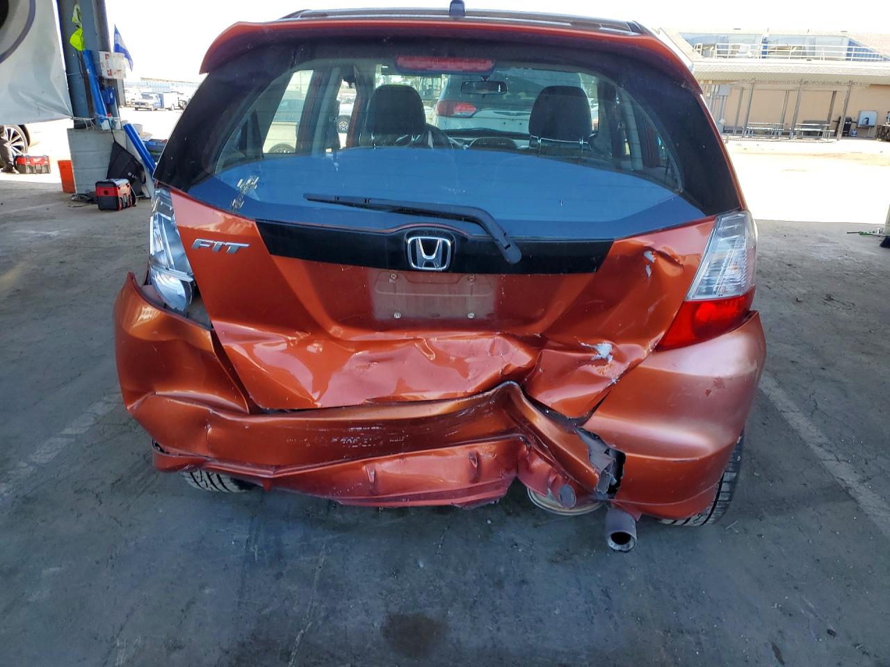 2012 Honda Fit Sport Orange vin: JHMGE8H68CC017508