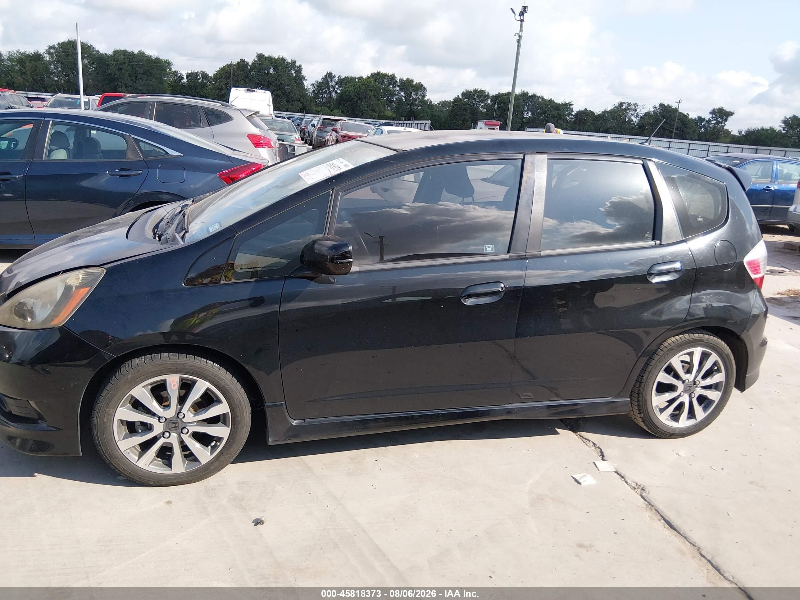 2013 Honda Fit Sport Black vin: JHMGE8H68DC009264
