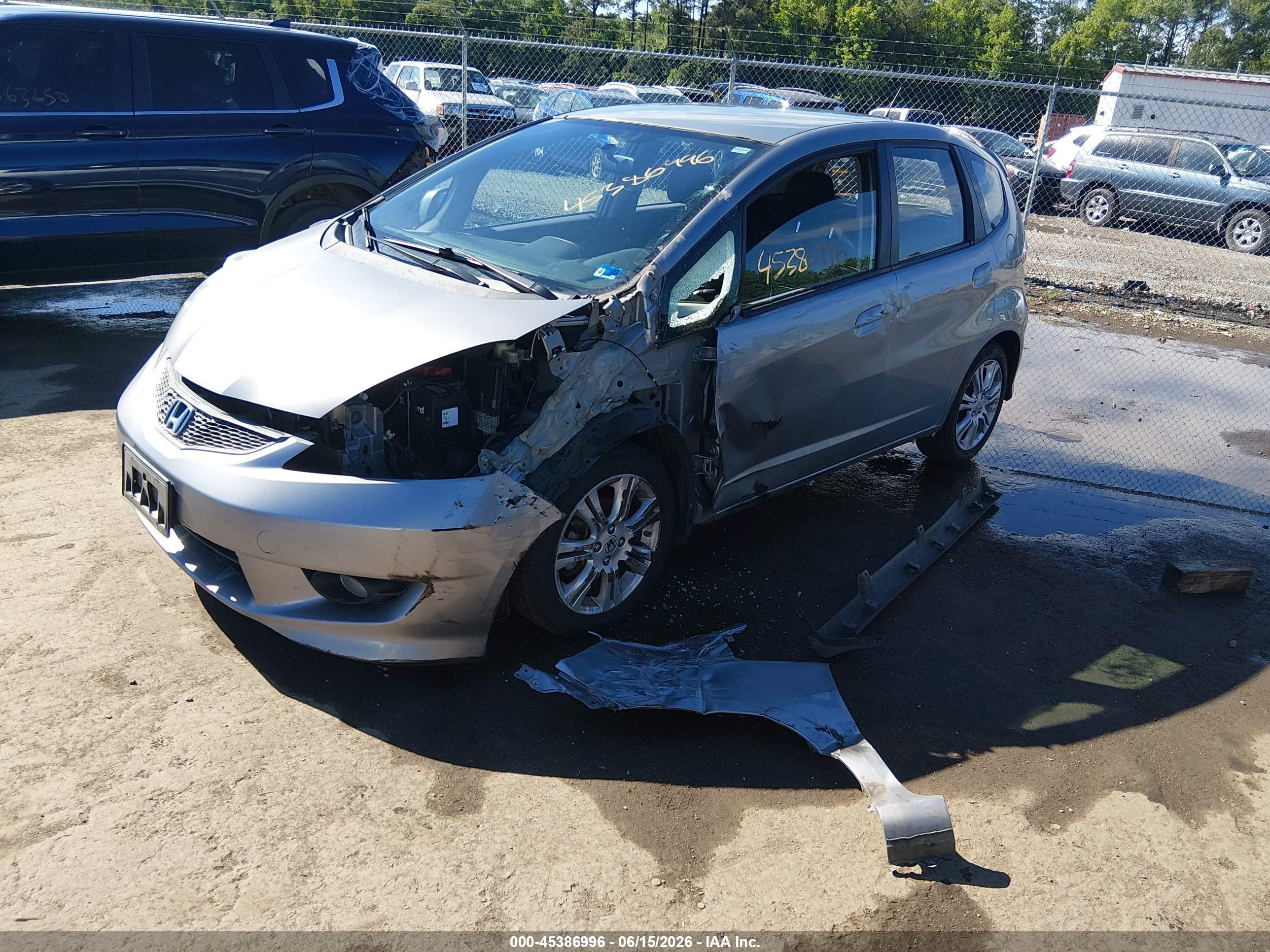2010 Honda Fit Sport Gray vin: JHMGE8H69AC023833