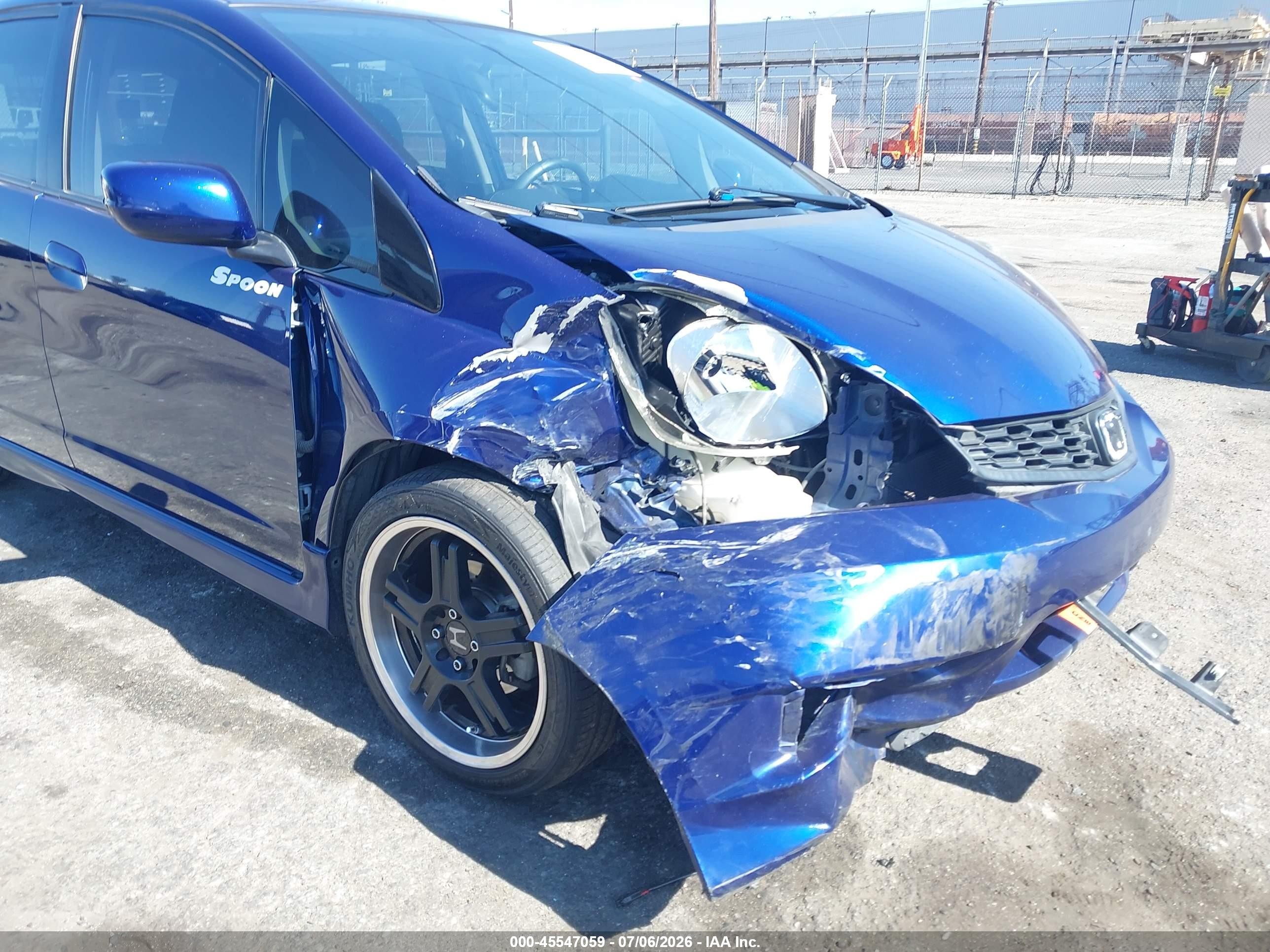 2013 Honda Fit Sport Blue vin: JHMGE8H69DC011301