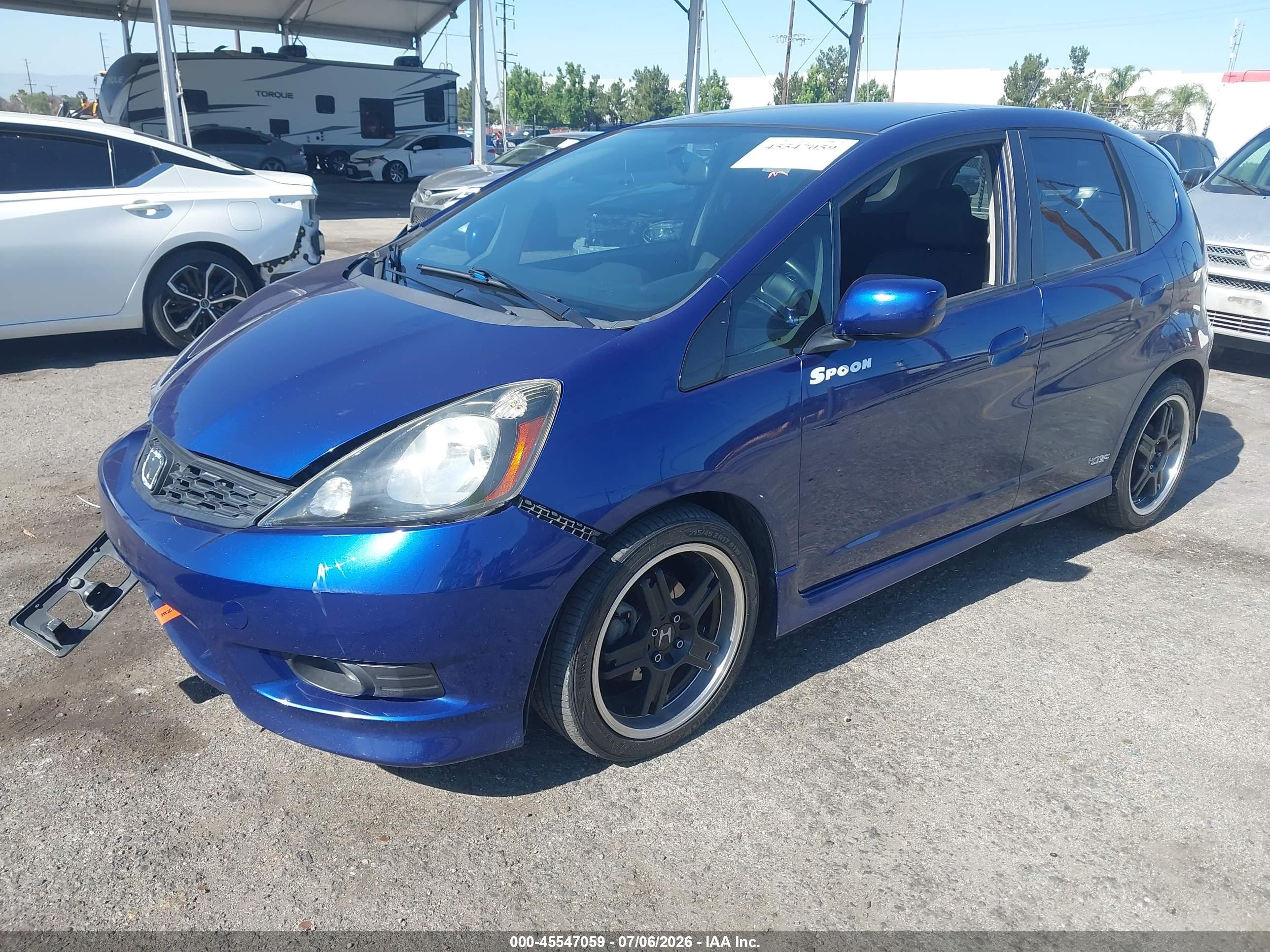 2013 Honda Fit Sport Blue vin: JHMGE8H69DC011301
