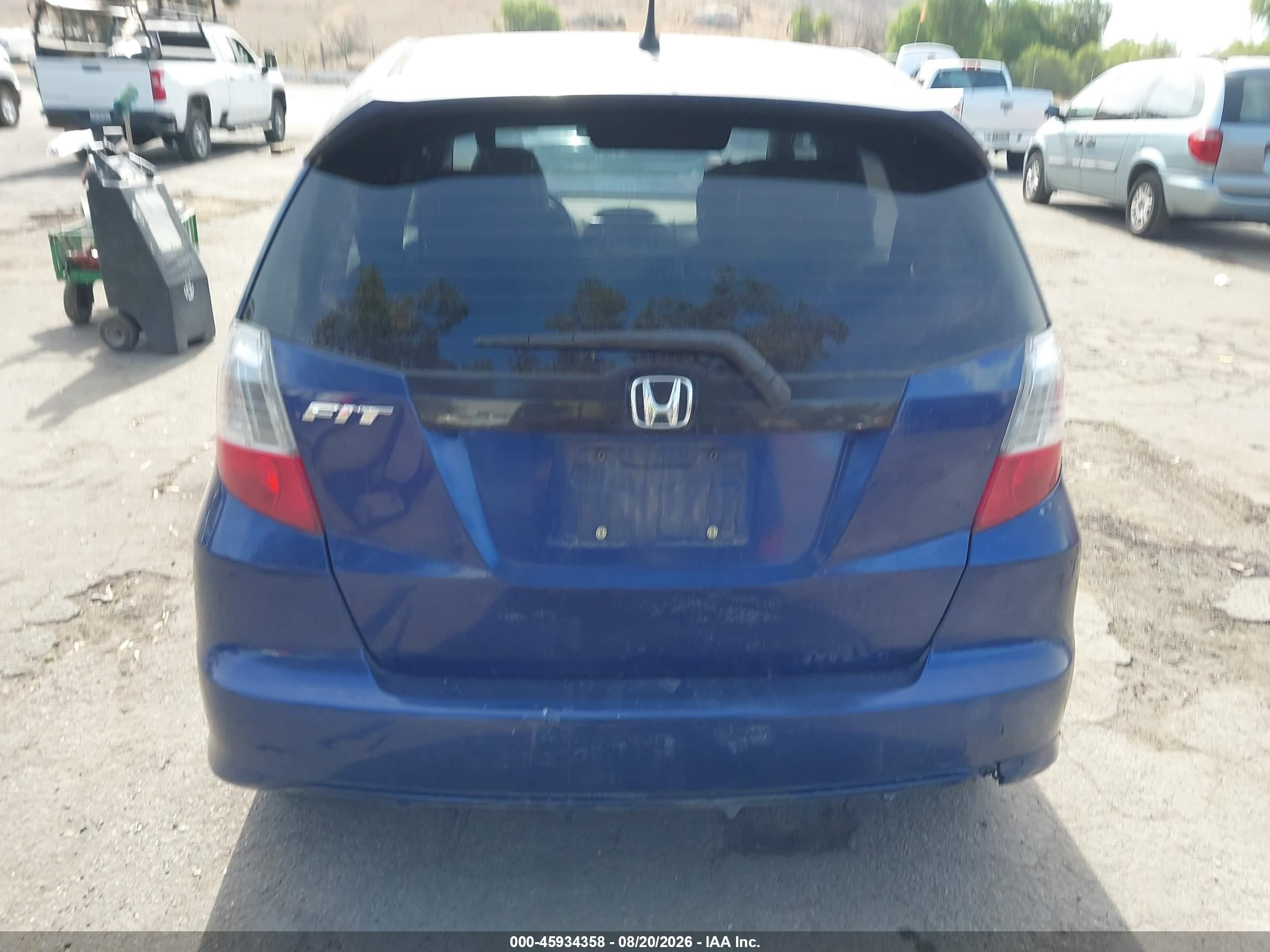2013 Honda Fit Sport Синий vin: JHMGE8H69DC059123