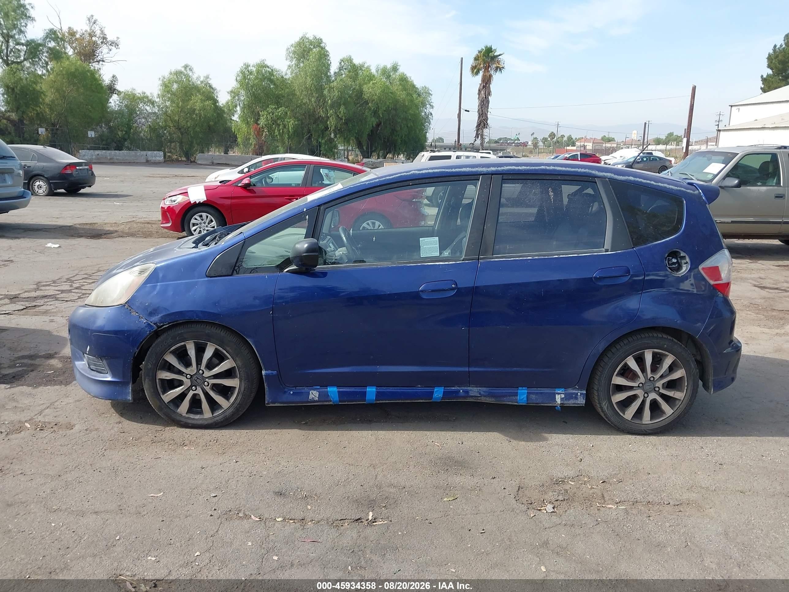 2013 Honda Fit Sport Синий vin: JHMGE8H69DC059123