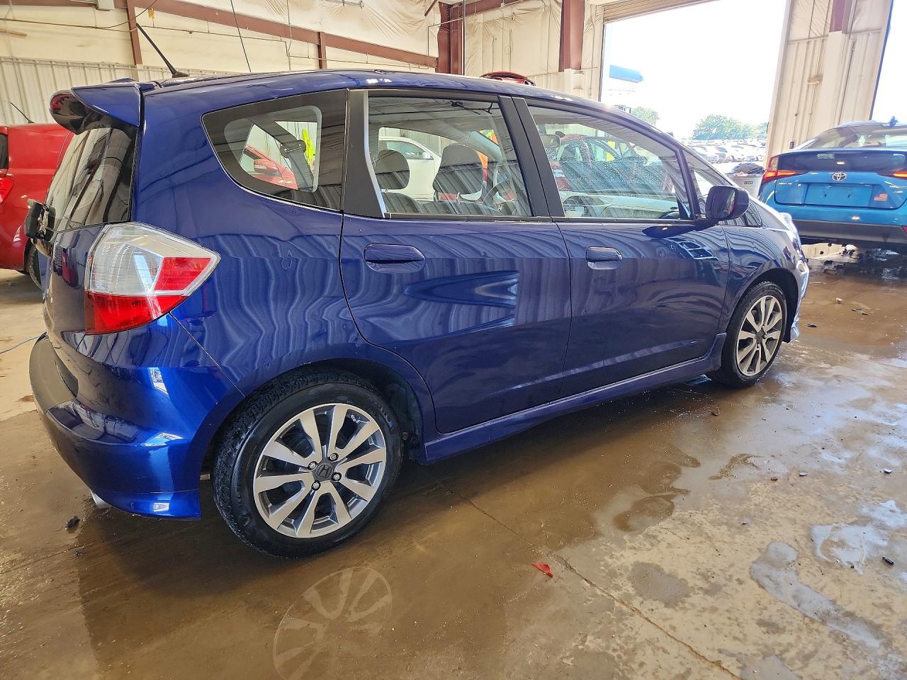 2013 Honda Fit Sport Blue vin: JHMGE8H6XDC051371