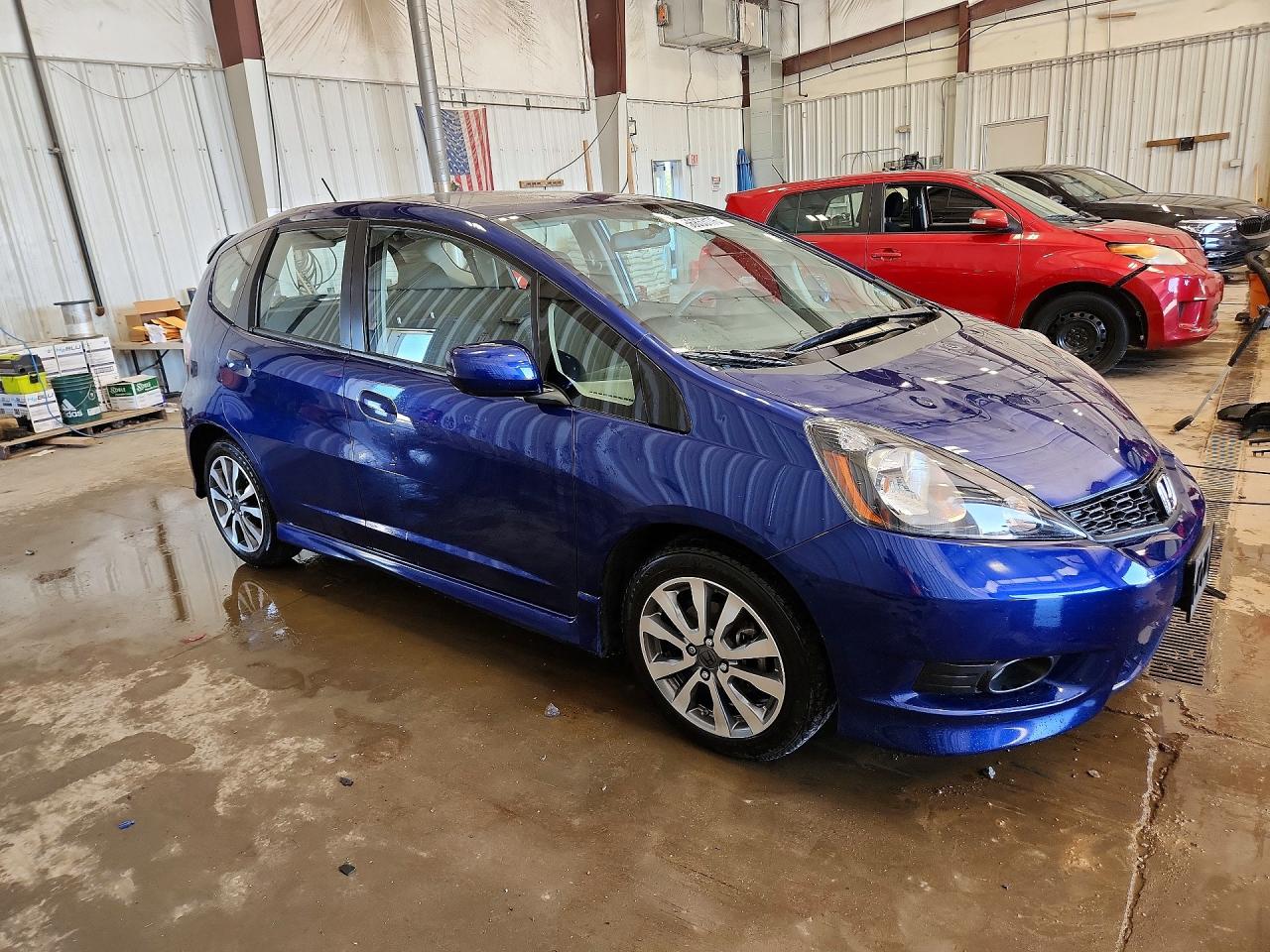 2013 Honda Fit Sport Blue vin: JHMGE8H6XDC051371