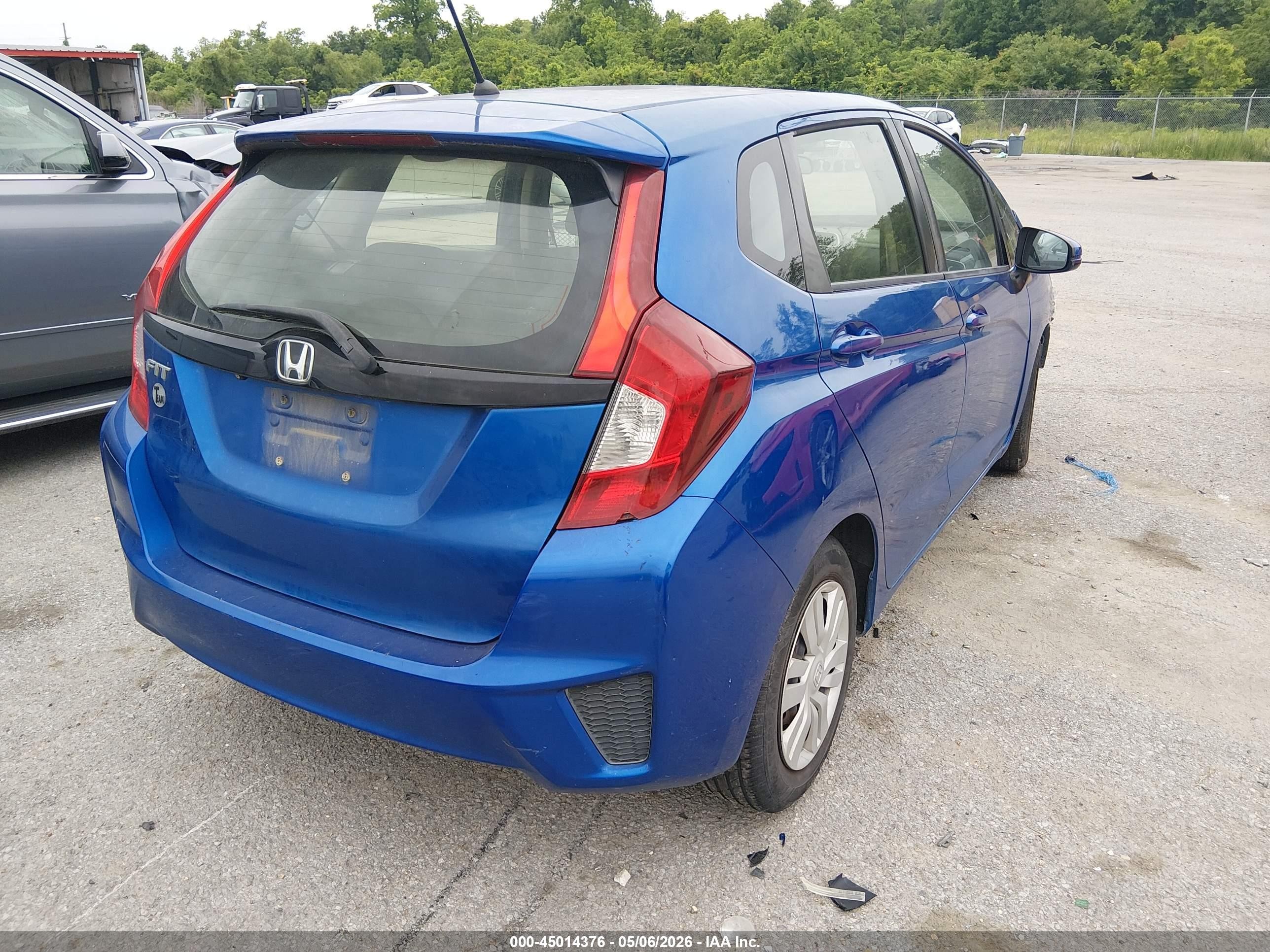 2016 Honda Fit Lx Blue vin: JHMGK5H50GS008876