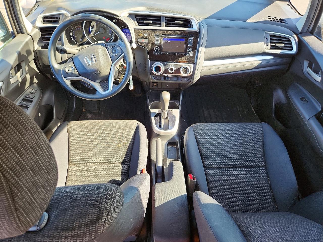 2016 Honda Fit Lx Серебряный vin: JHMGK5H50GS014712