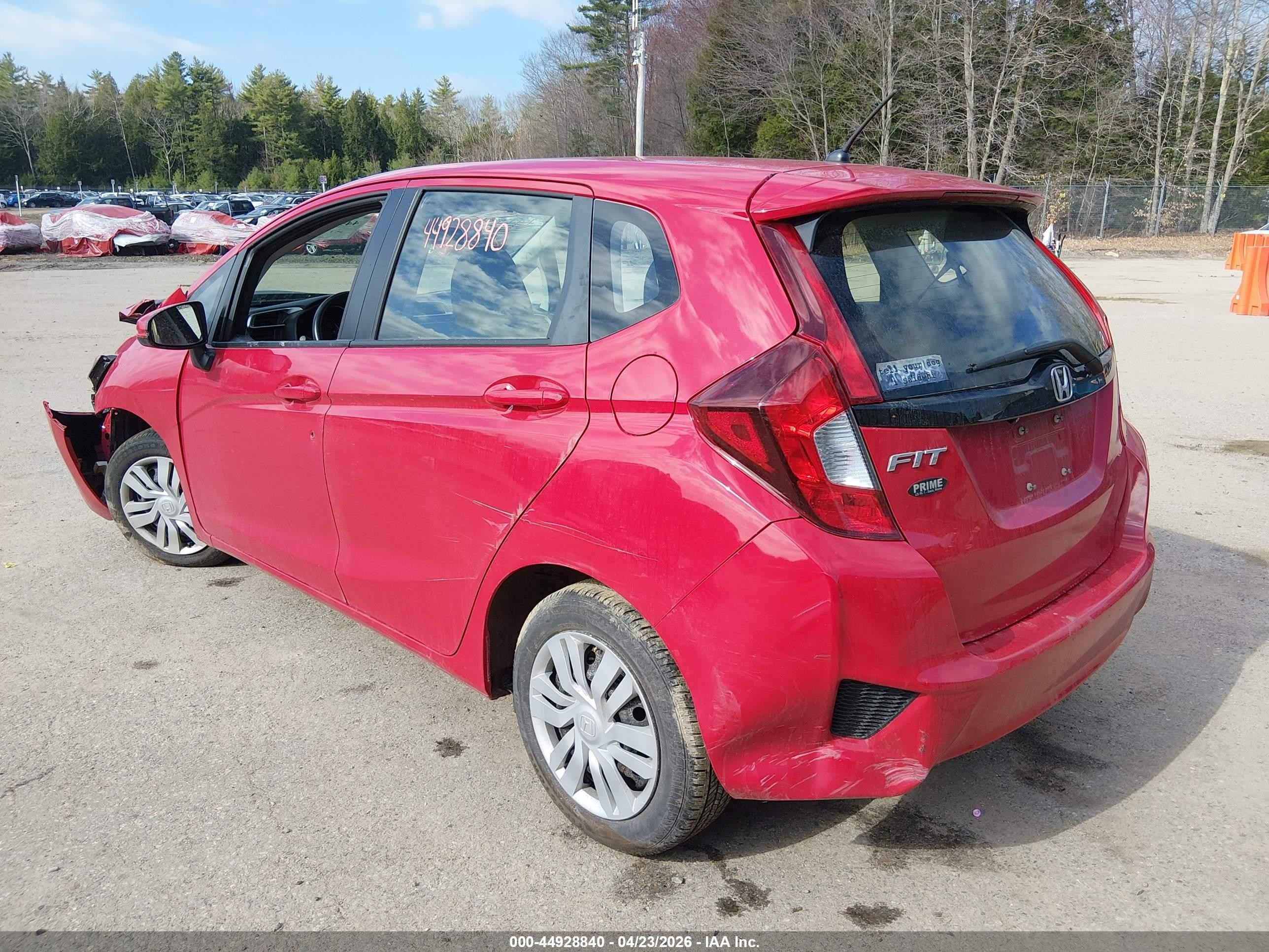 2016 Honda Fit Lx Красный vin: JHMGK5H52GX033992