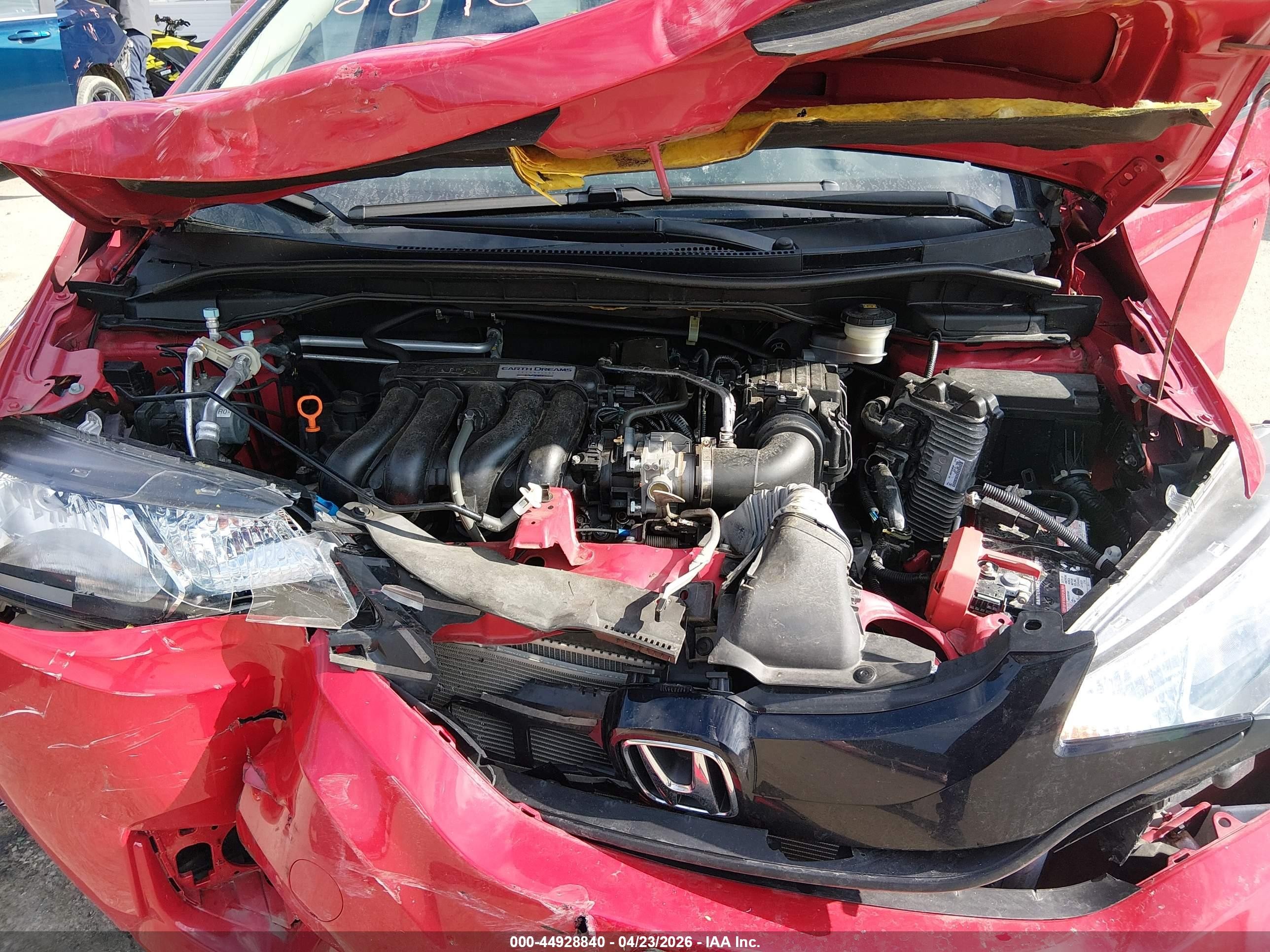 2016 Honda Fit Lx Красный vin: JHMGK5H52GX033992
