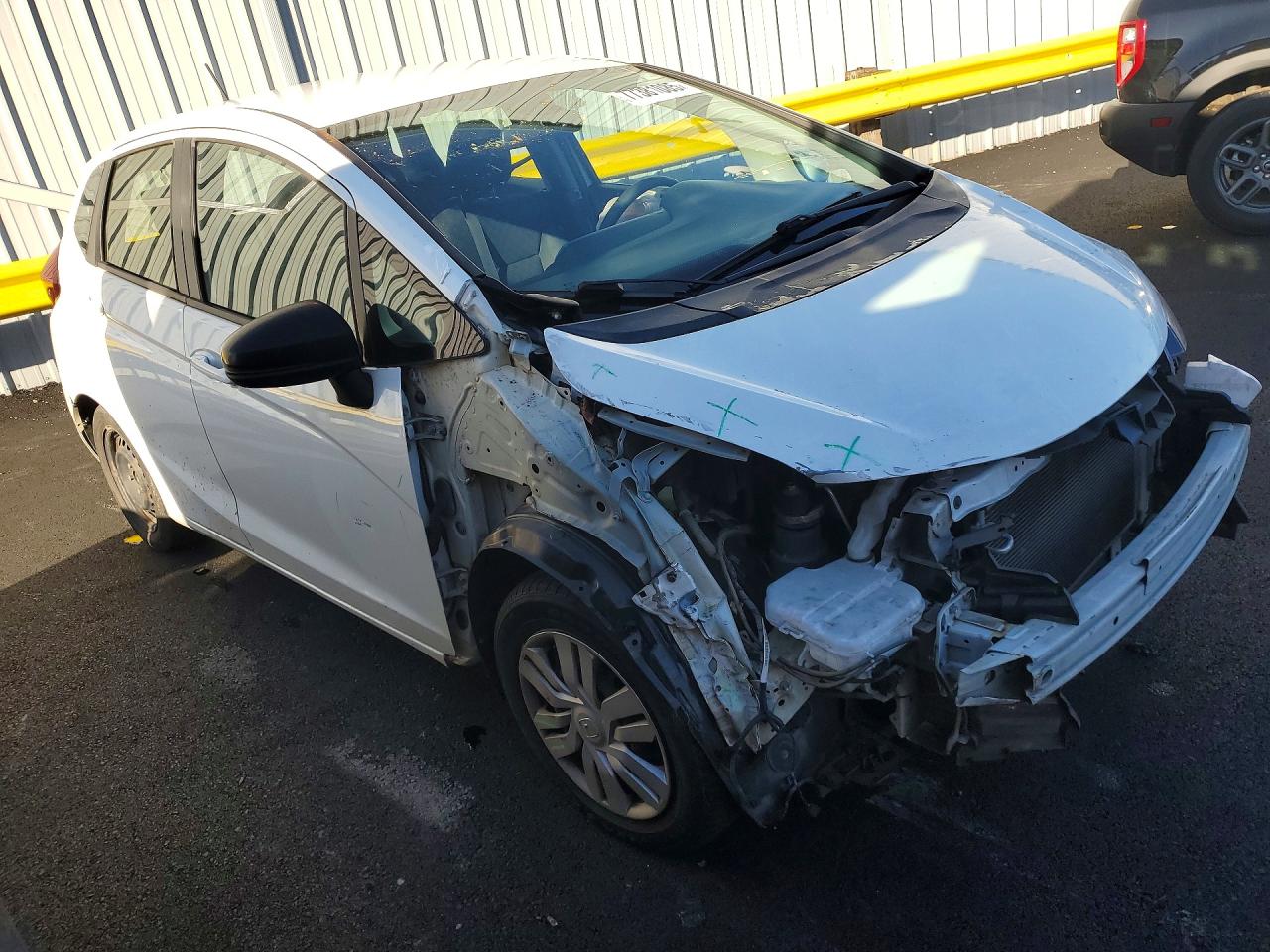 2016 Honda Fit Lx Белый vin: JHMGK5H57GS003934