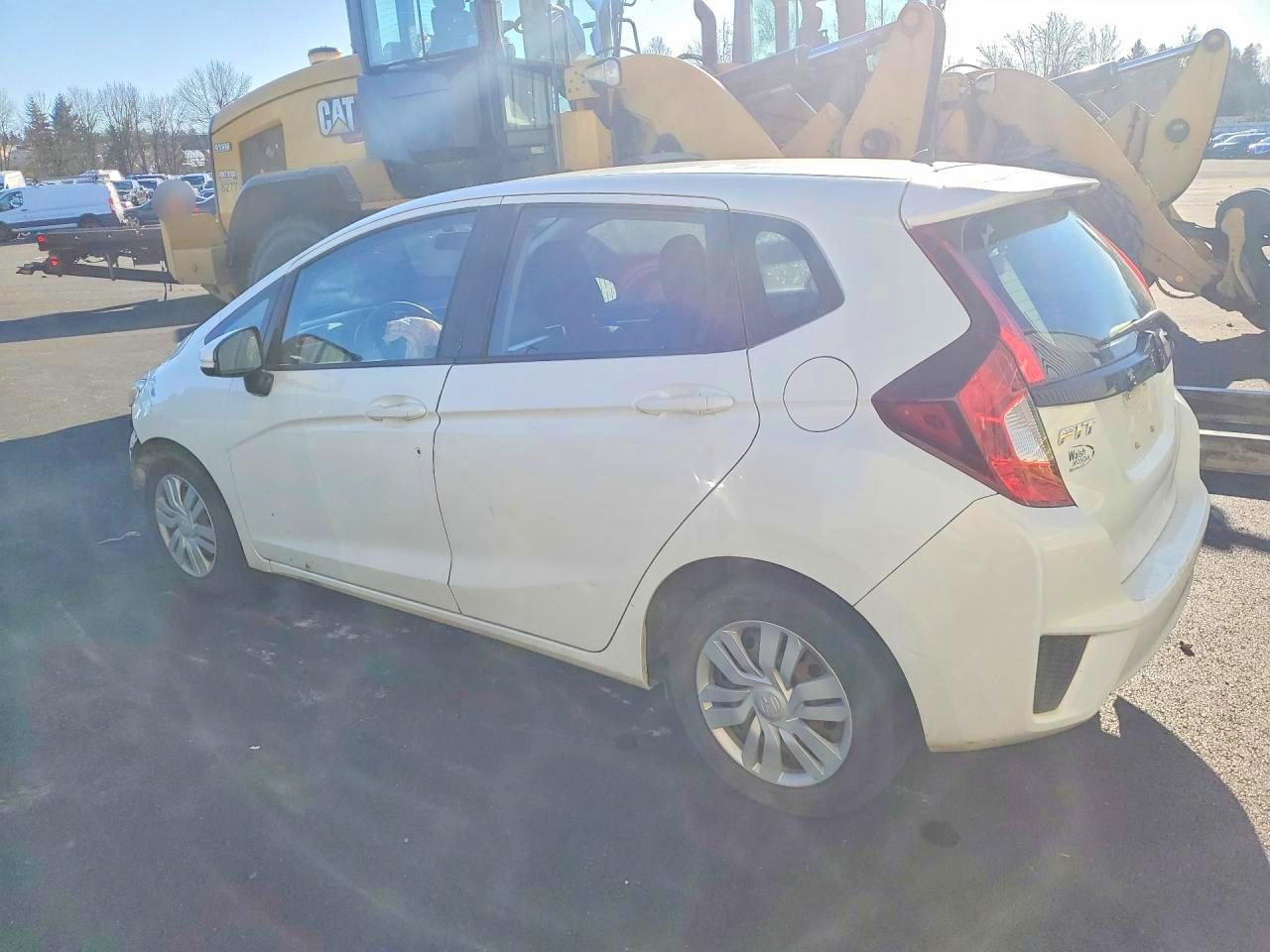 2016 Honda Fit Lx Белый vin: JHMGK5H57GS003934