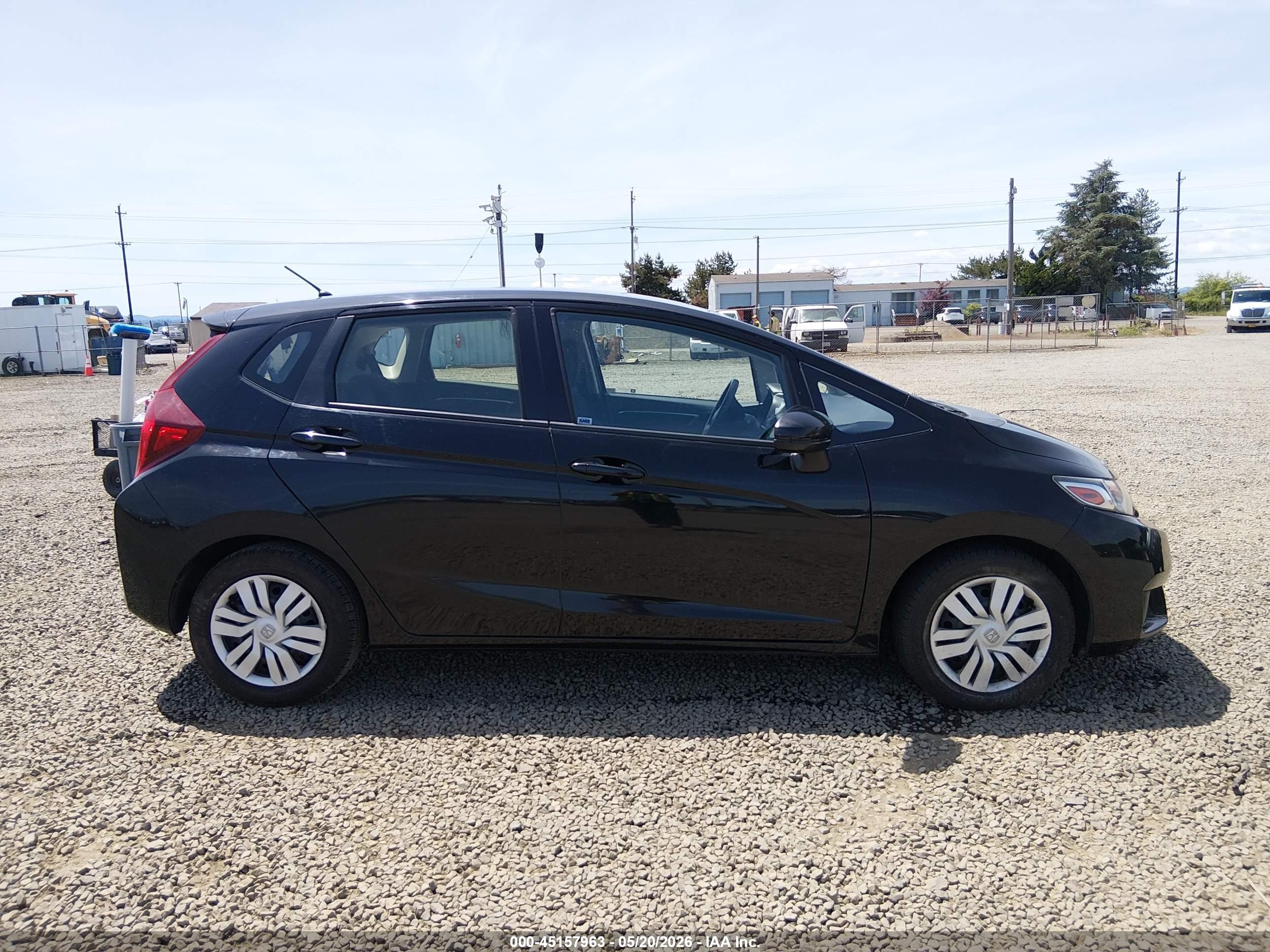 2016 Honda Fit Lx Black vin: JHMGK5H58GS010892