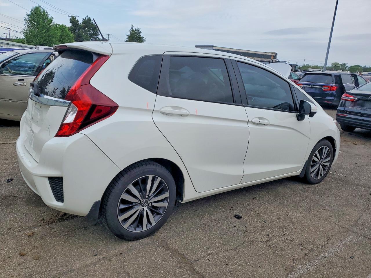 2016 Honda Fit Ex White vin: JHMGK5H73GX041858