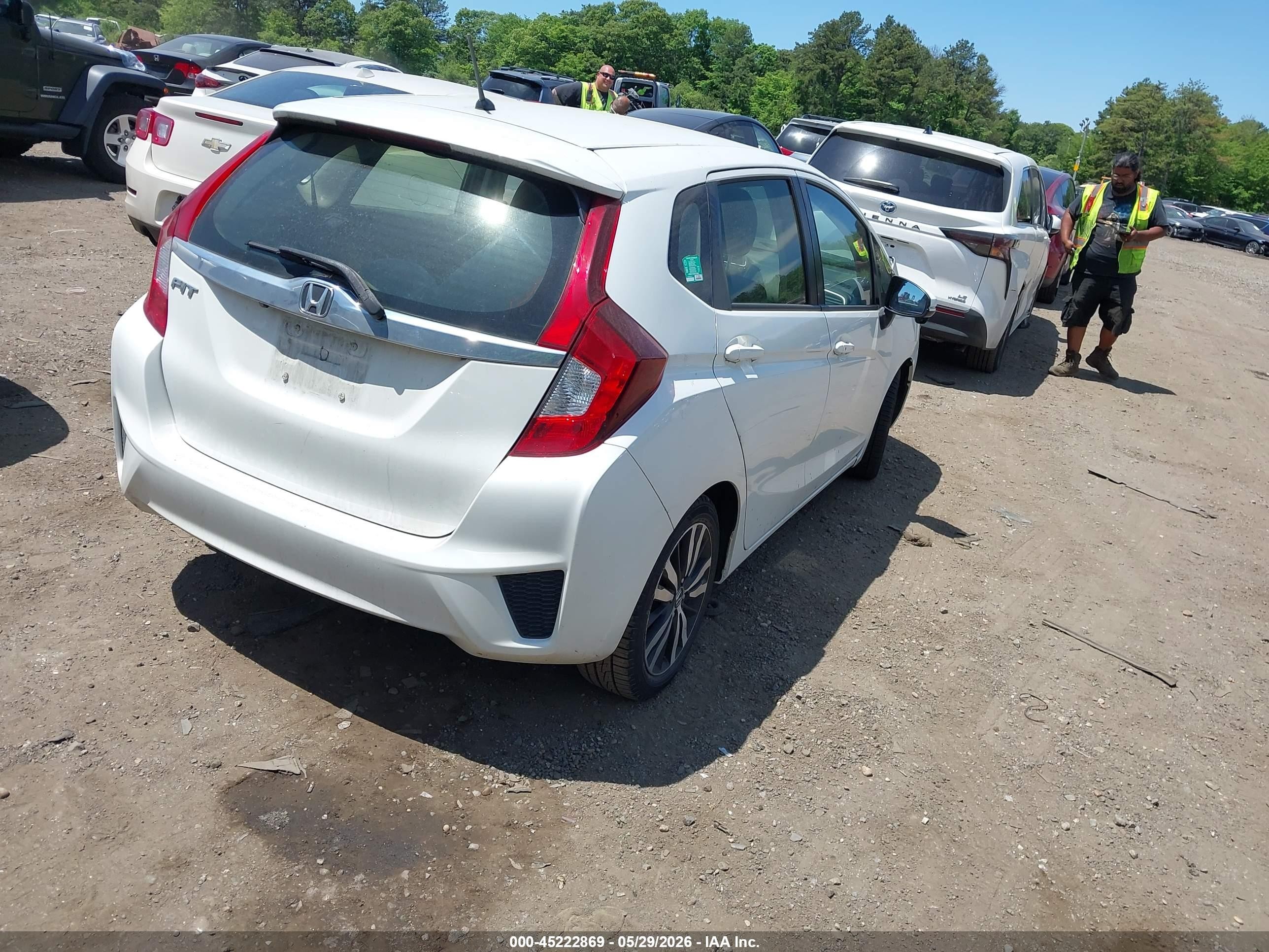 2016 Honda Fit Ex White vin: JHMGK5H77GS002624